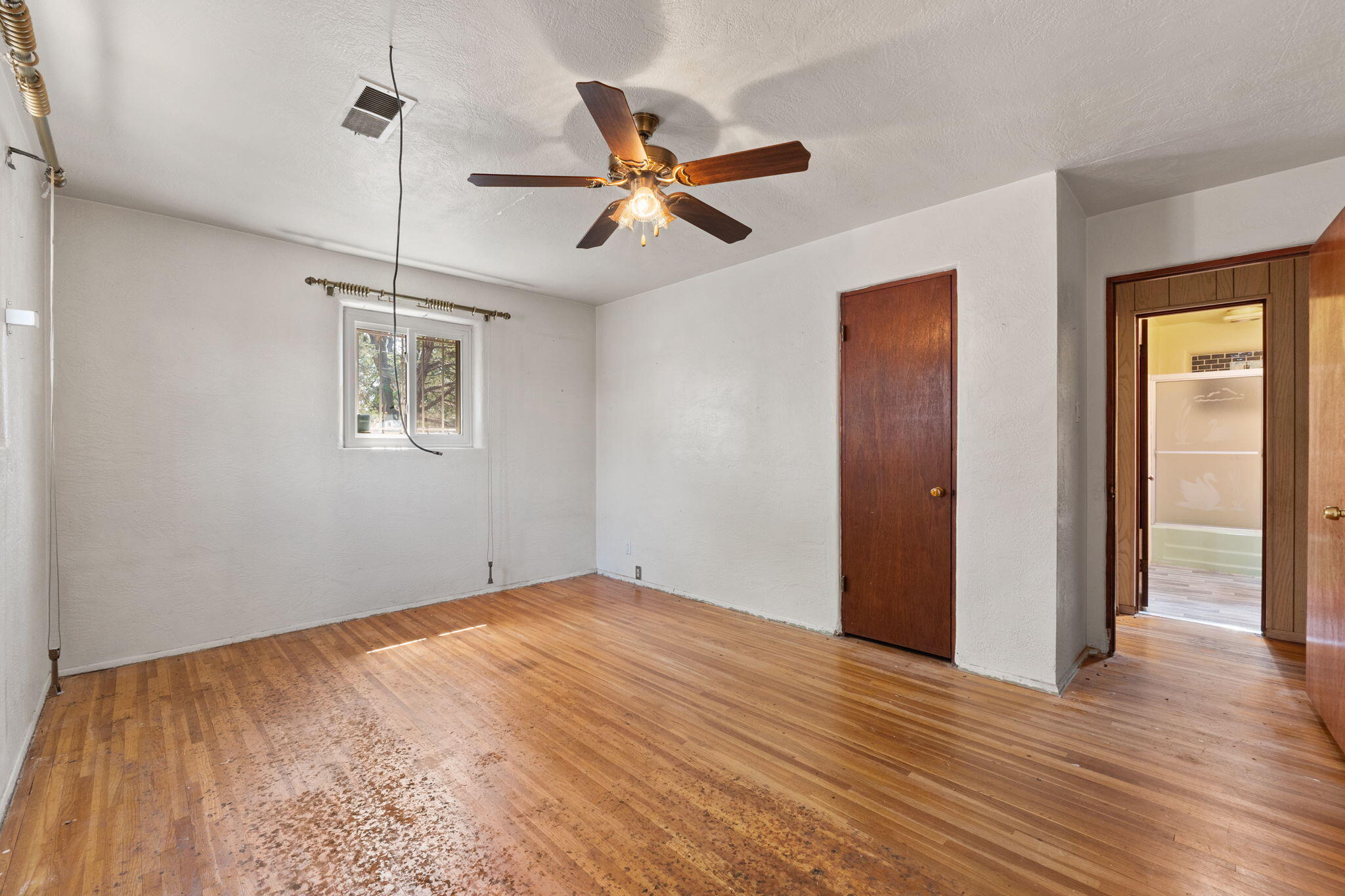 1124 CALIFORNIA Street SE