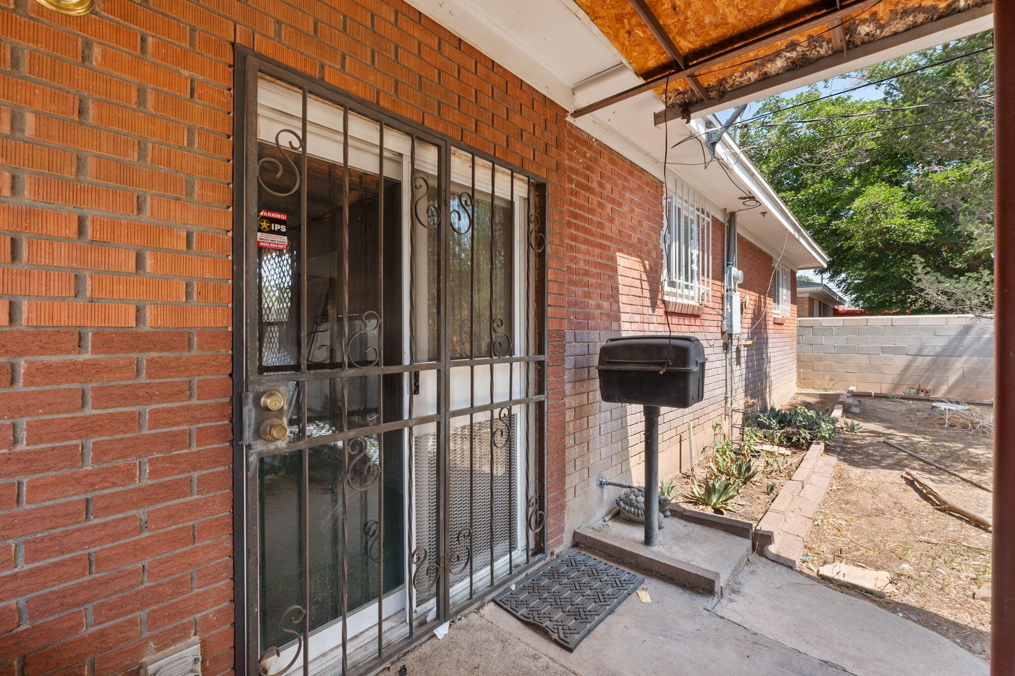 1124 CALIFORNIA Street SE