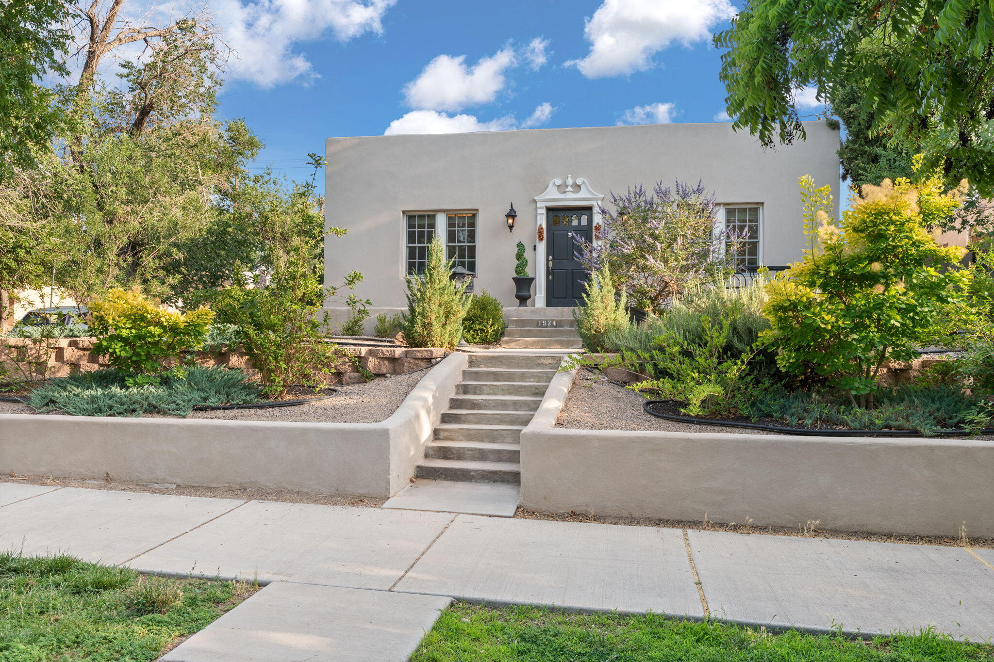 1924 SILVER Avenue SE