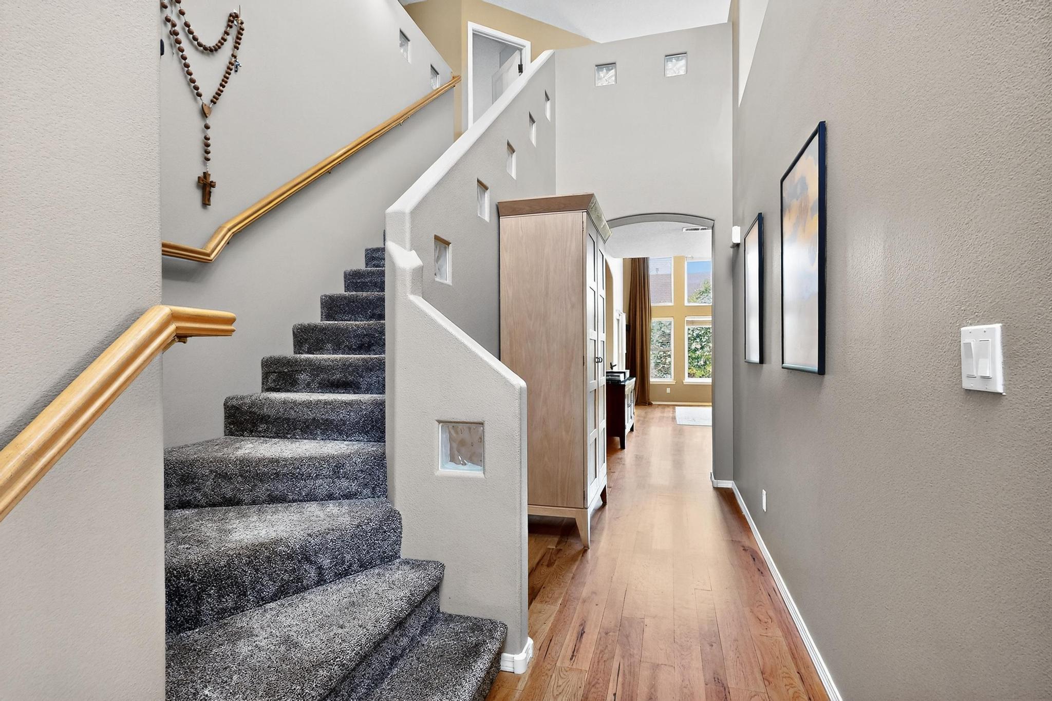 13212 Buckskin Road NE