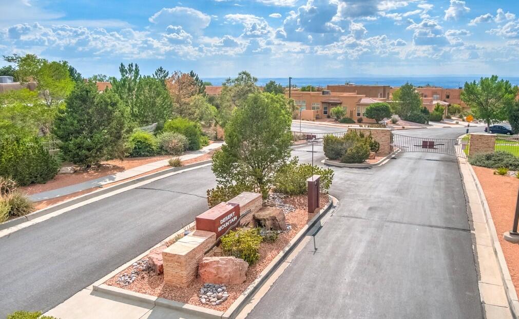 13212 Buckskin Road NE