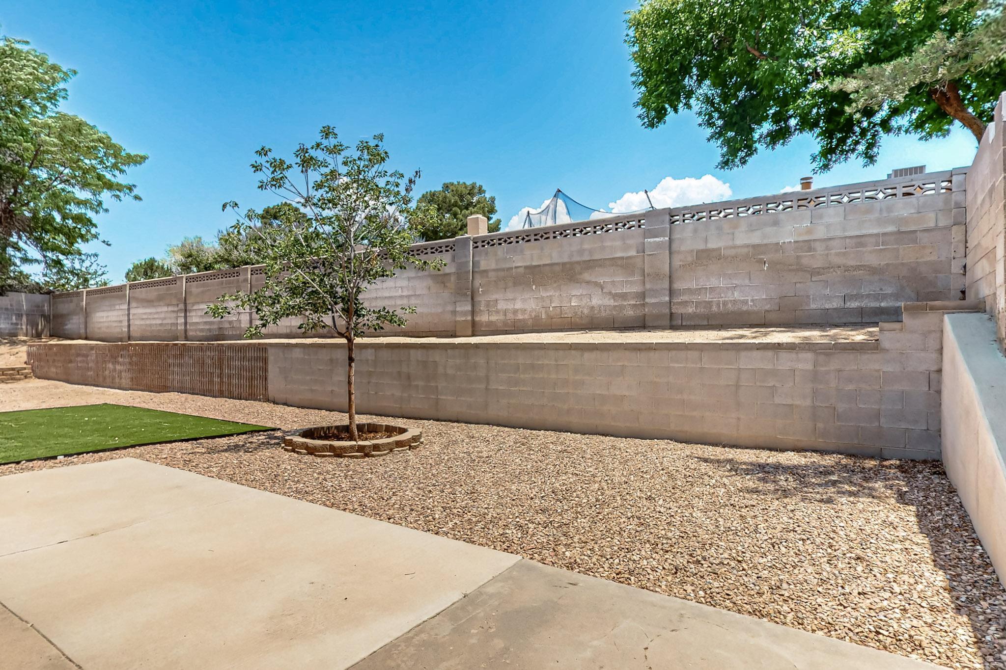 6940 CHERRY HILLS Loop NE