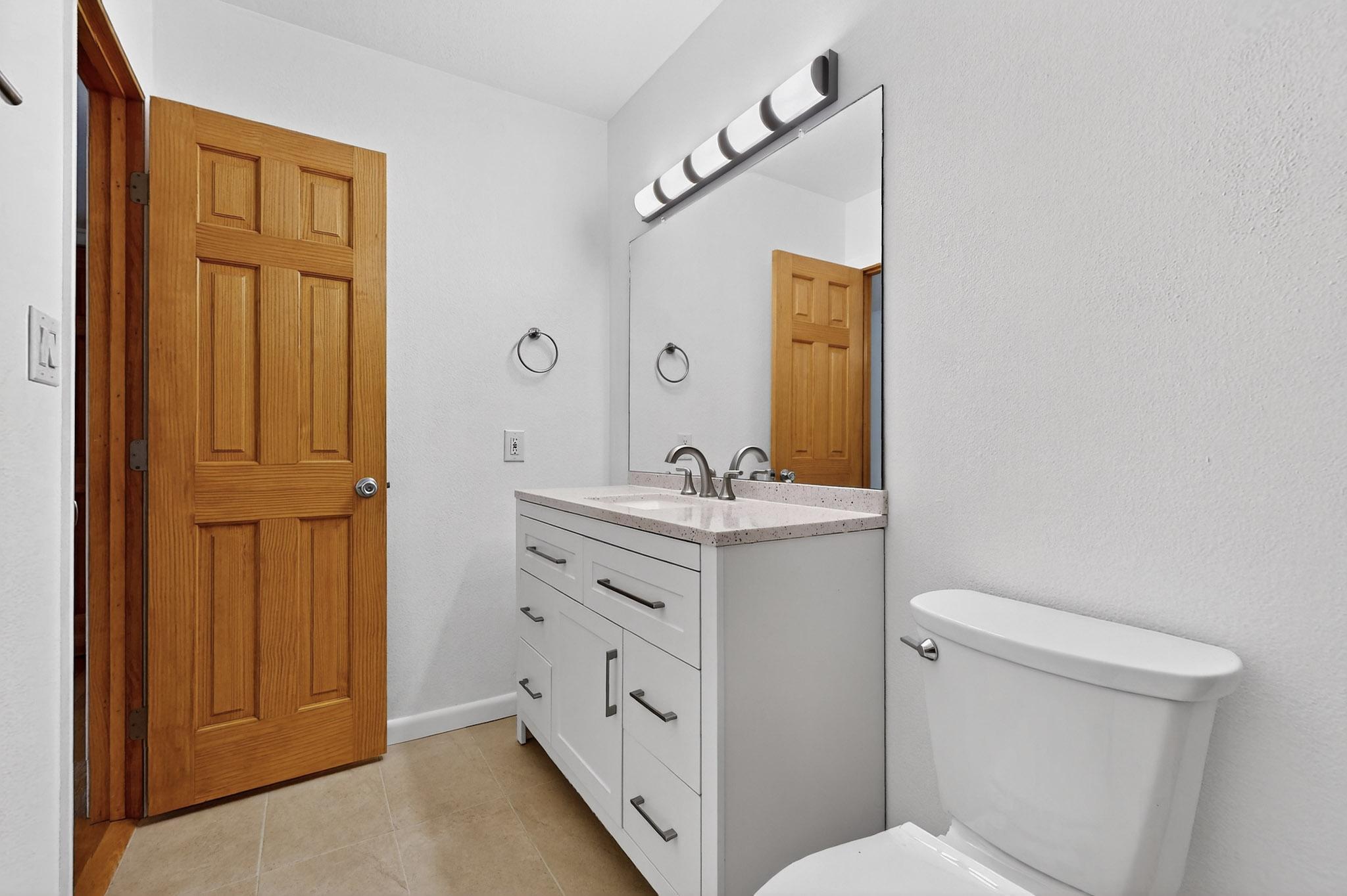 6940 CHERRY HILLS Loop NE