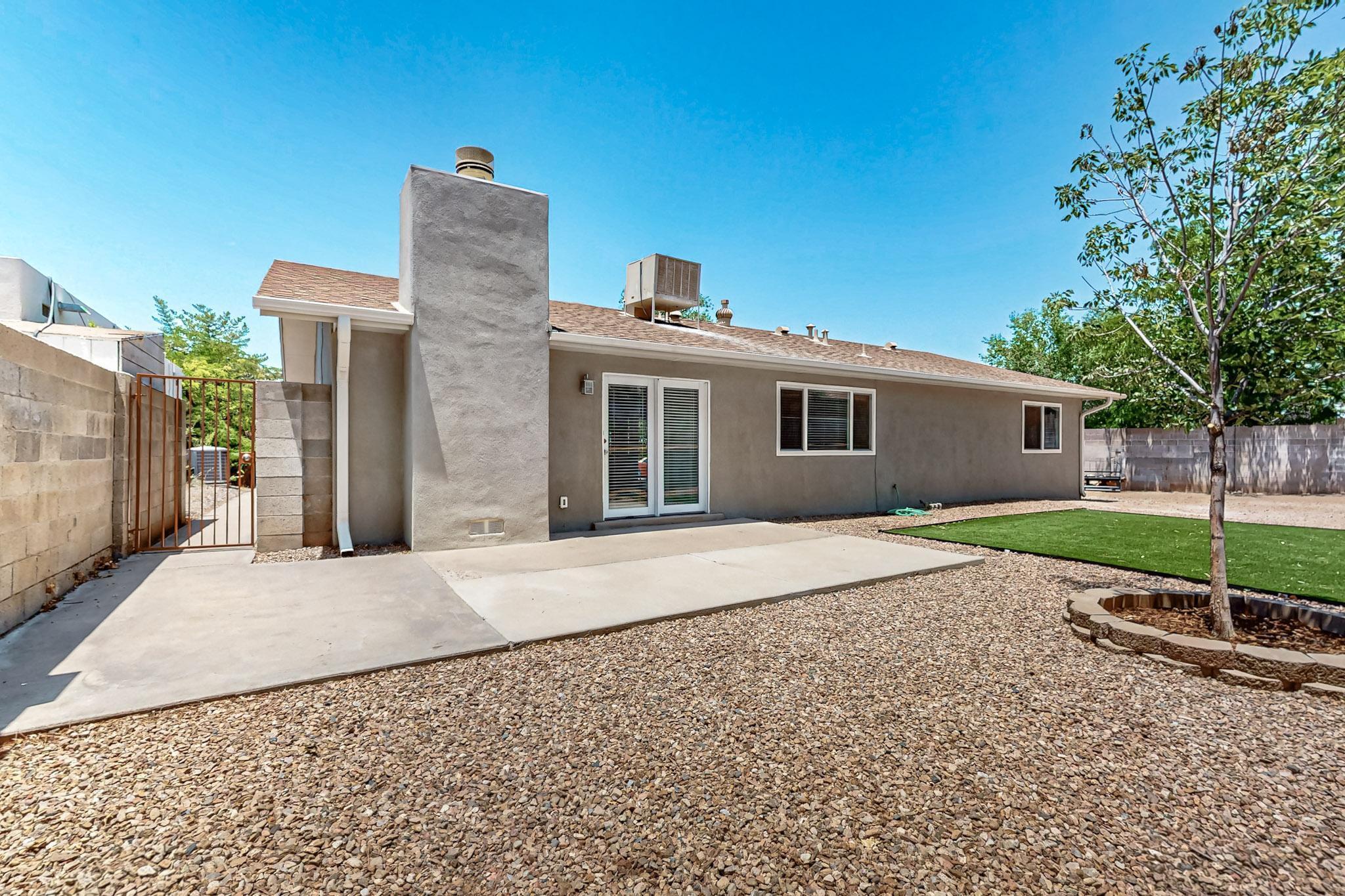 6940 CHERRY HILLS Loop NE