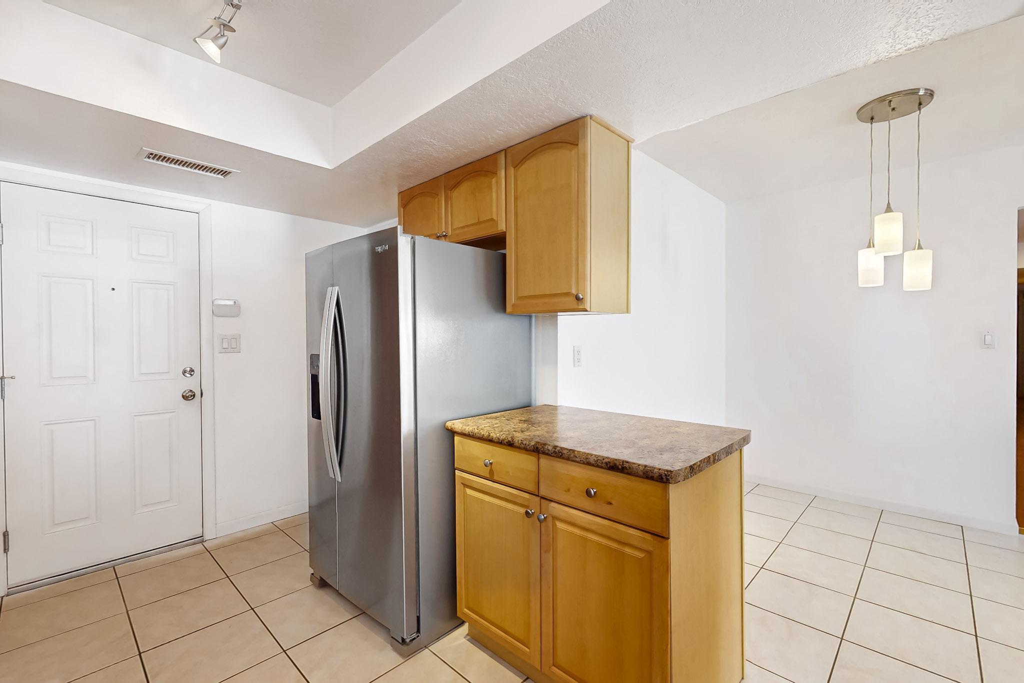 6940 CHERRY HILLS Loop NE