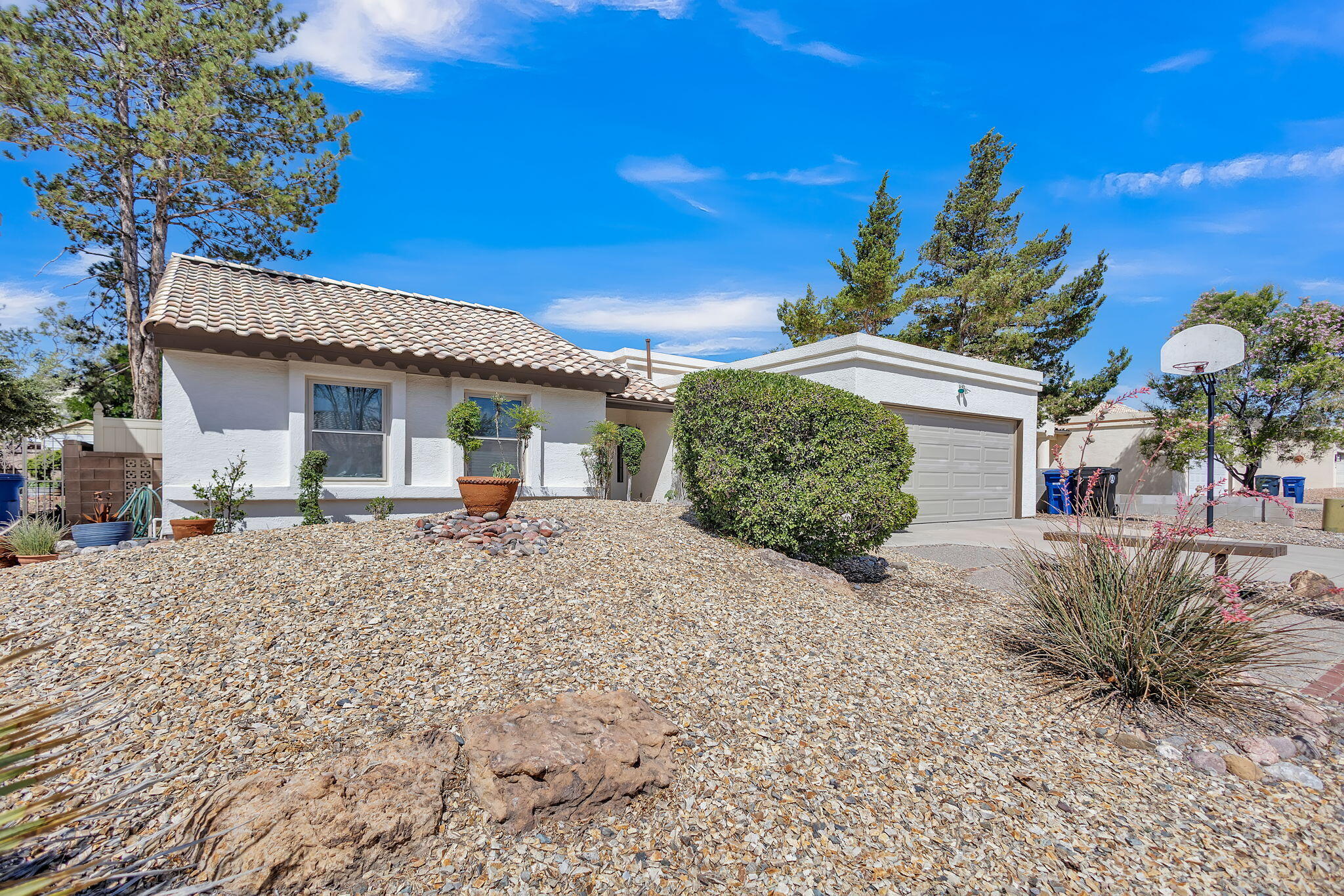 2013 LAKEWOOD Avenue NW