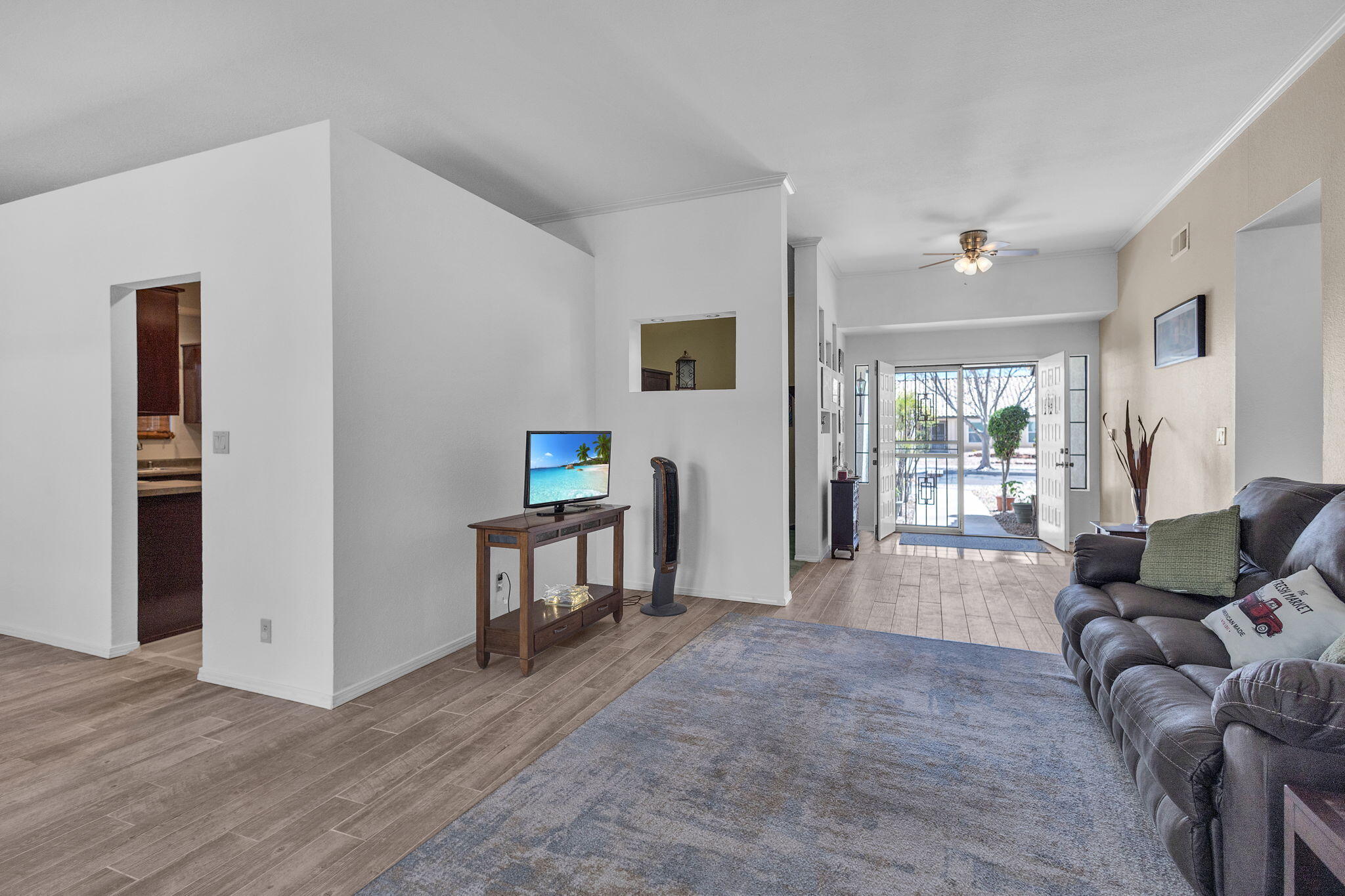 2013 LAKEWOOD Avenue NW