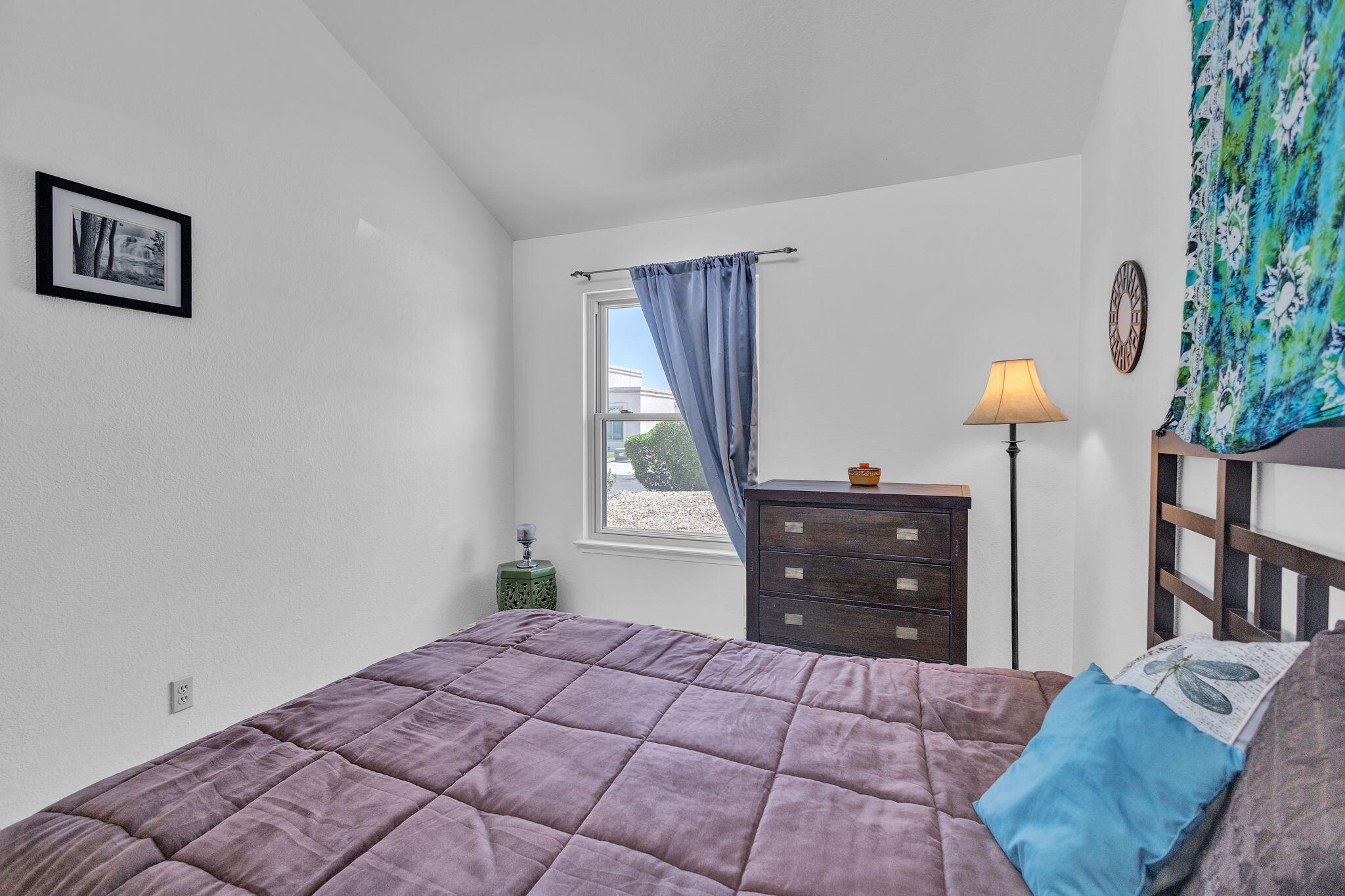 2013 LAKEWOOD Avenue NW