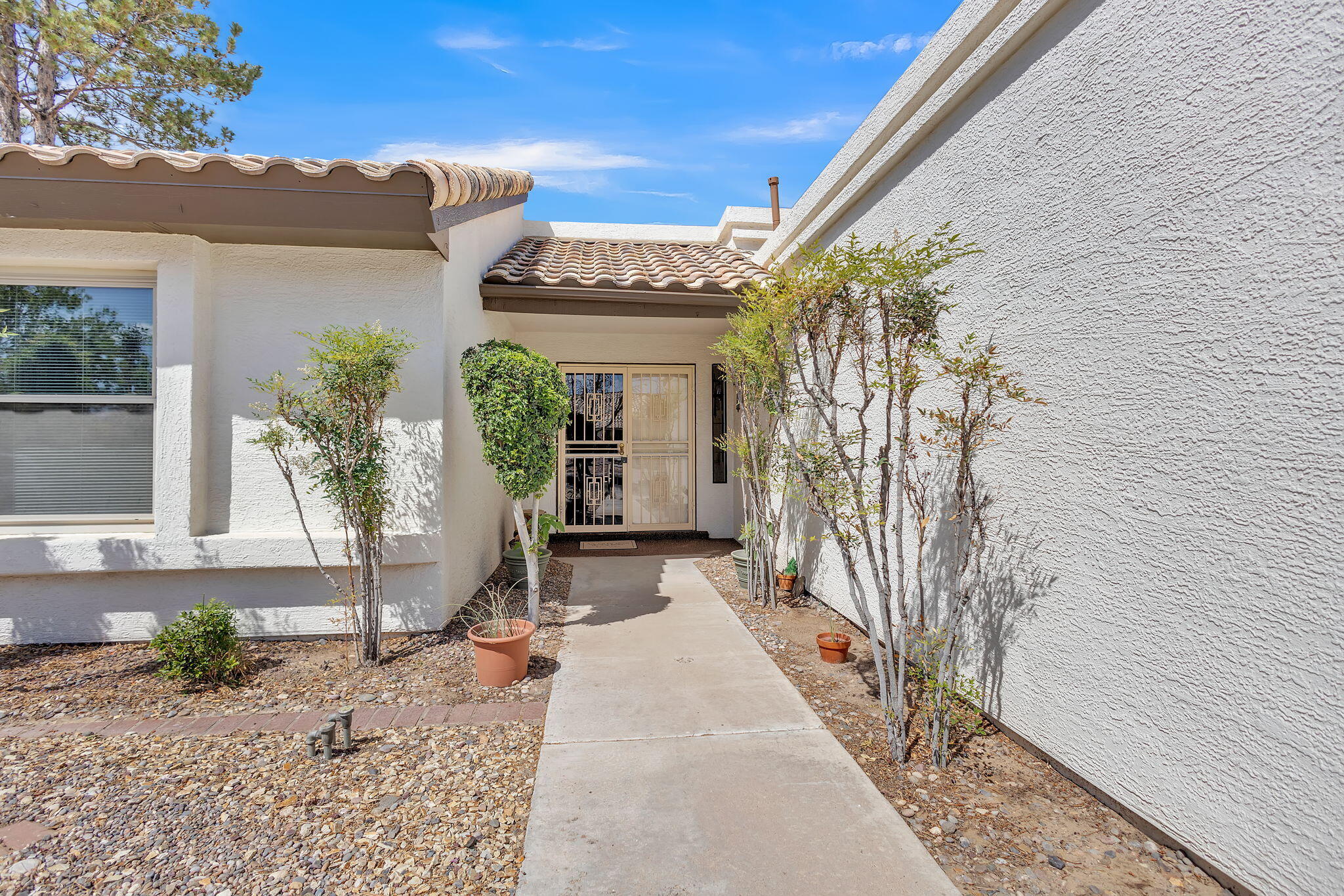 2013 LAKEWOOD Avenue NW