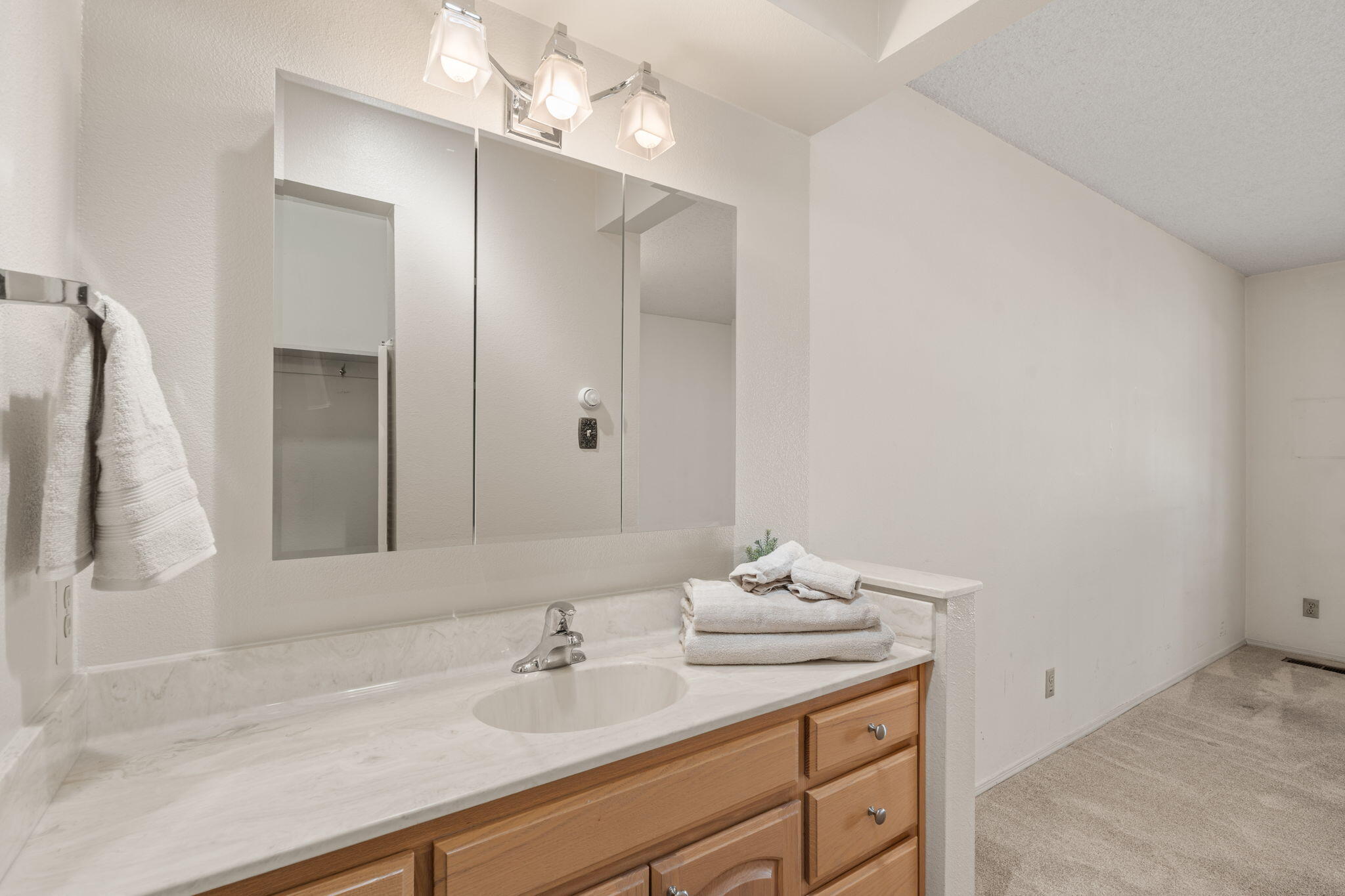 1308 ALVARADO Drive NE