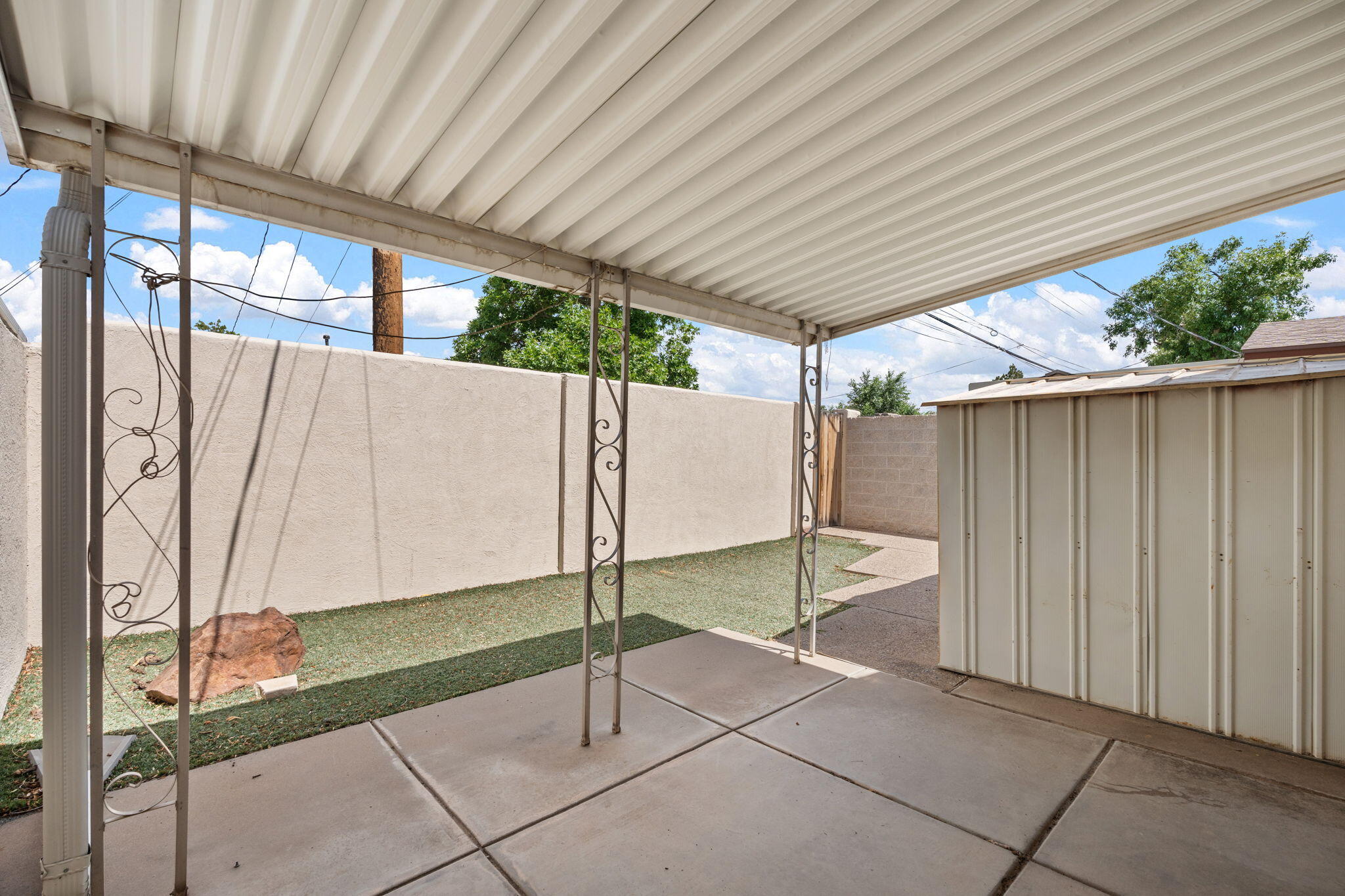 1308 ALVARADO Drive NE