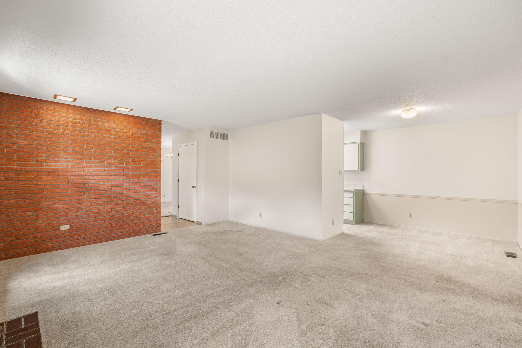 1308 ALVARADO Drive NE