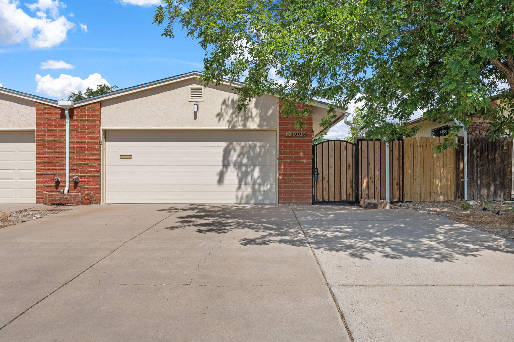 1308 ALVARADO Drive NE