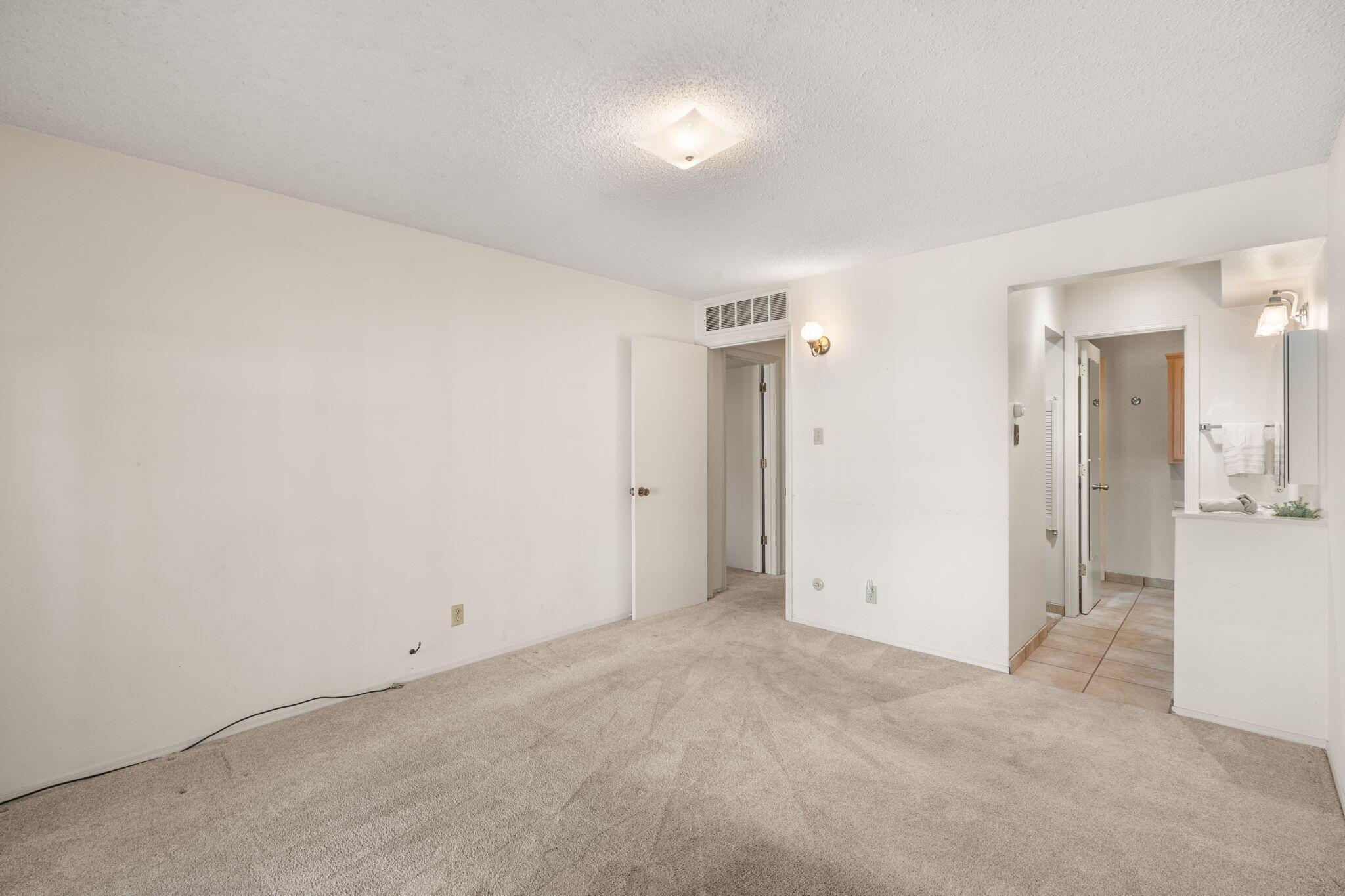 1308 ALVARADO Drive NE