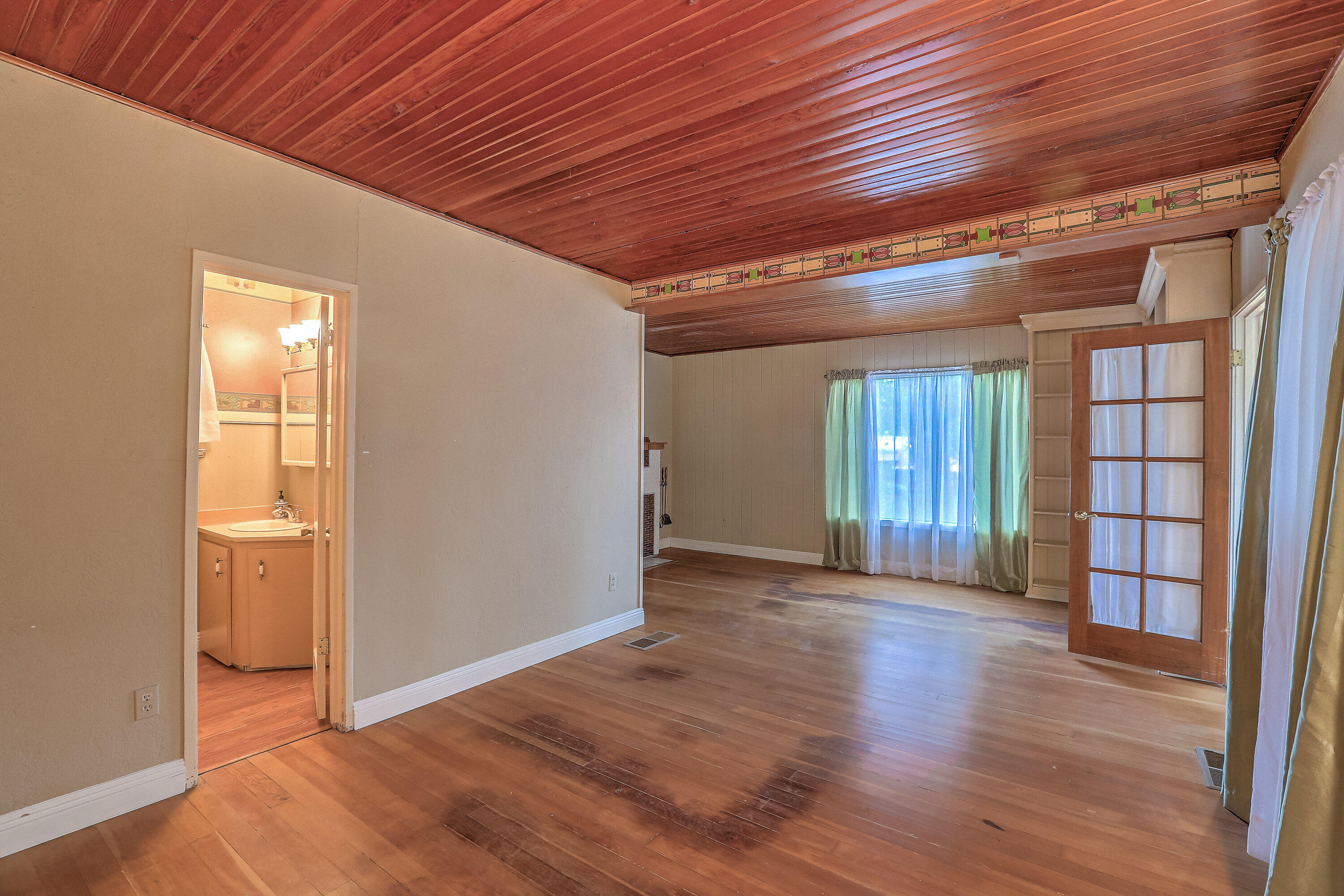 1714 ANDERSON Place SE