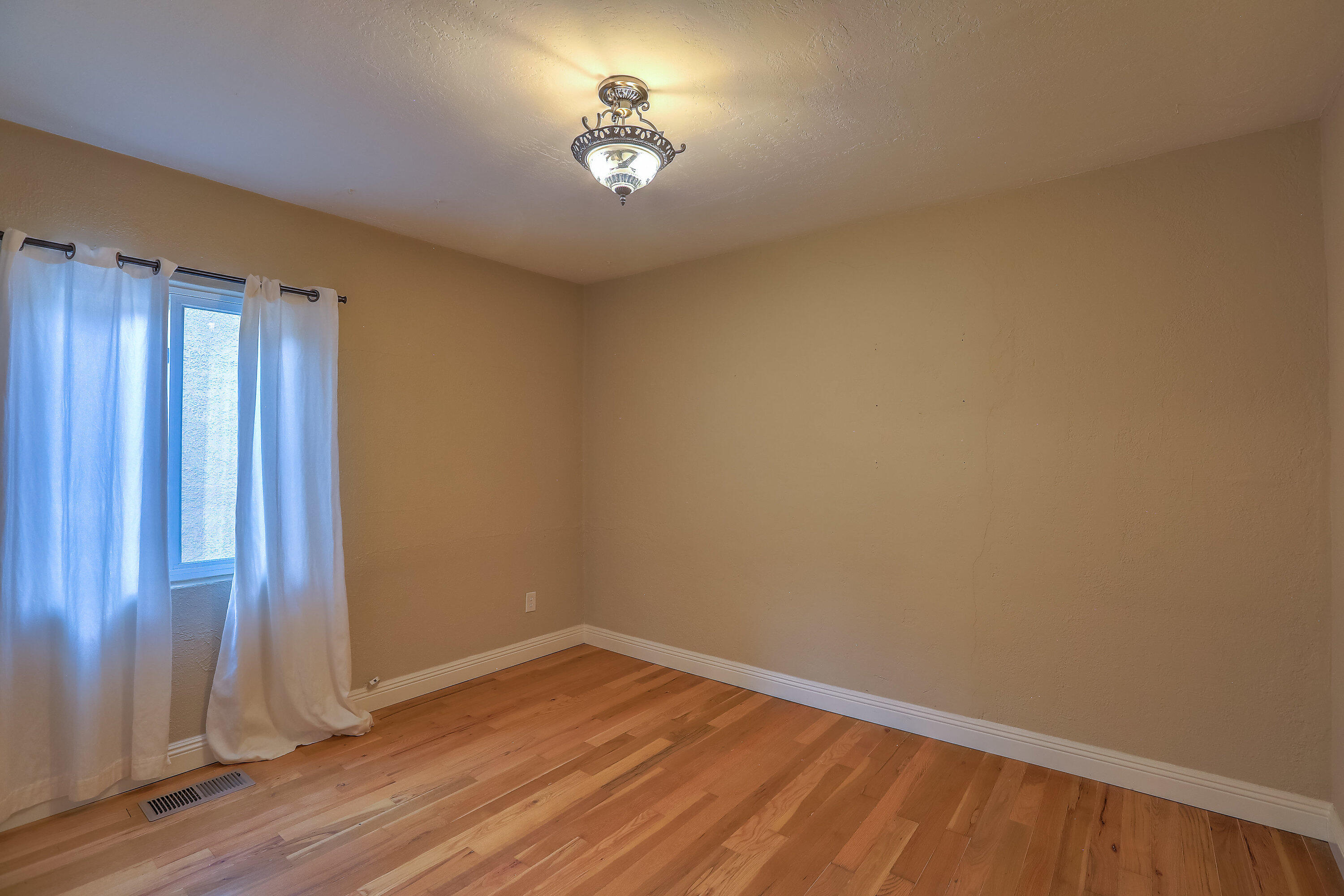 1714 ANDERSON Place SE