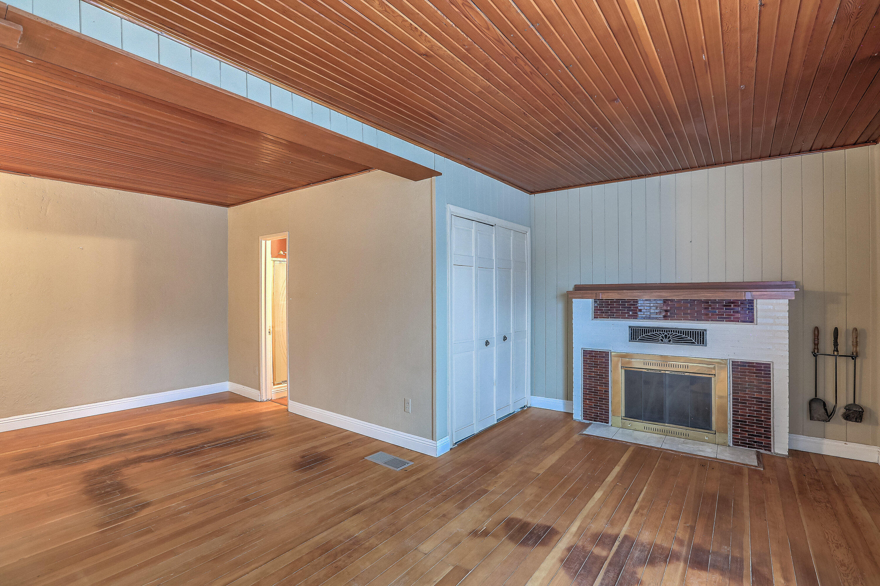 1714 ANDERSON Place SE