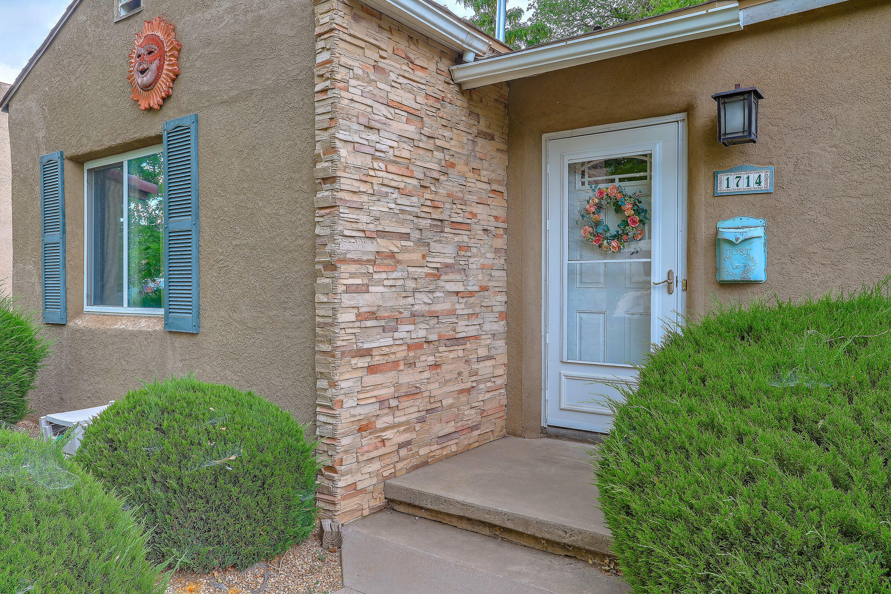 1714 ANDERSON Place SE