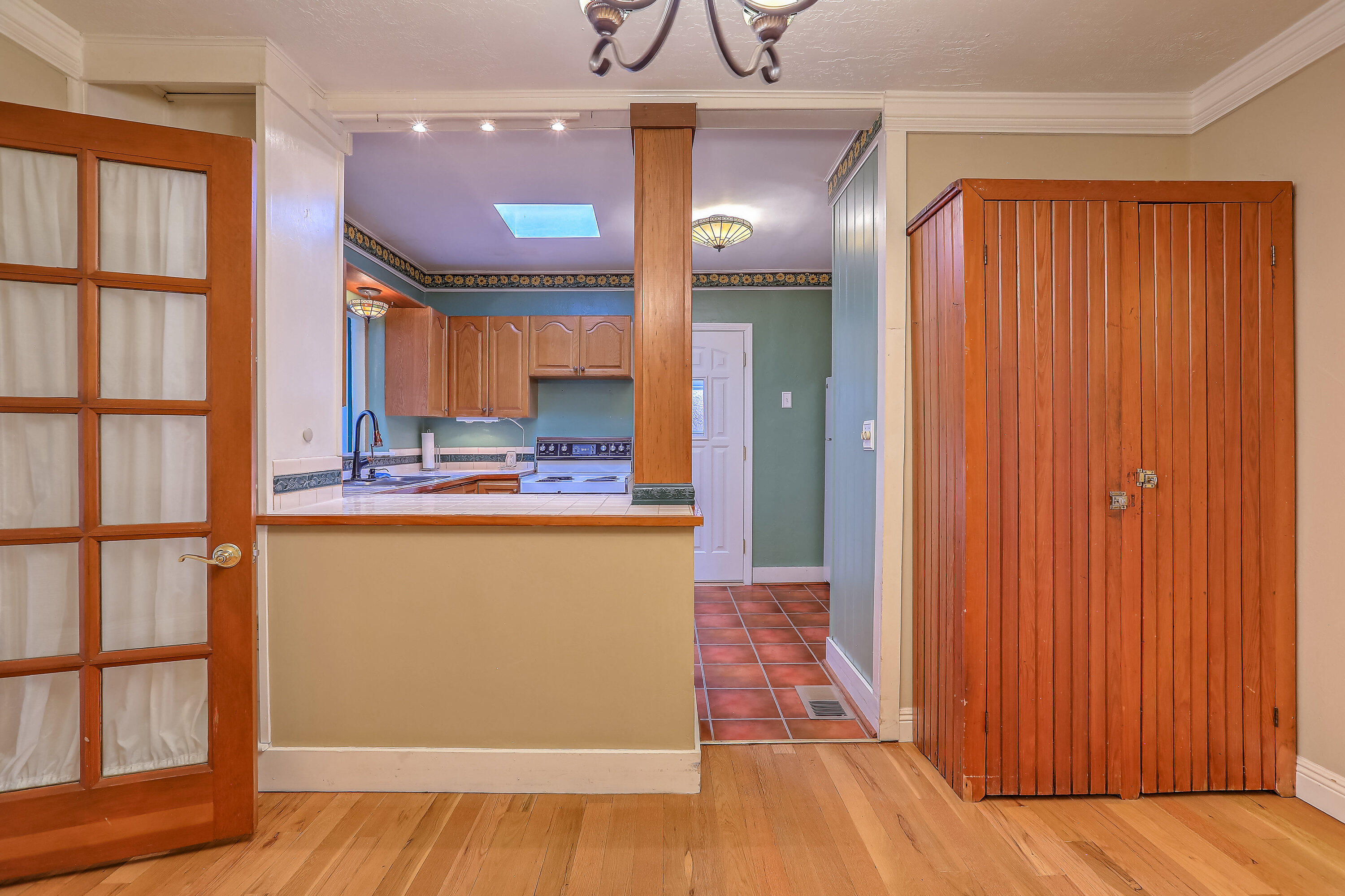 1714 ANDERSON Place SE