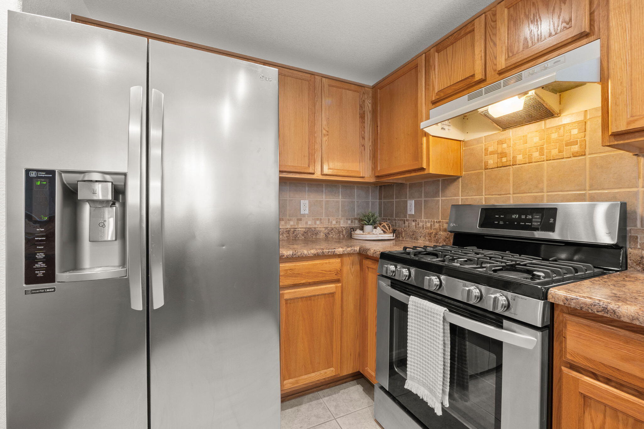 6800 VISTA DEL NORTE Drive NE 912