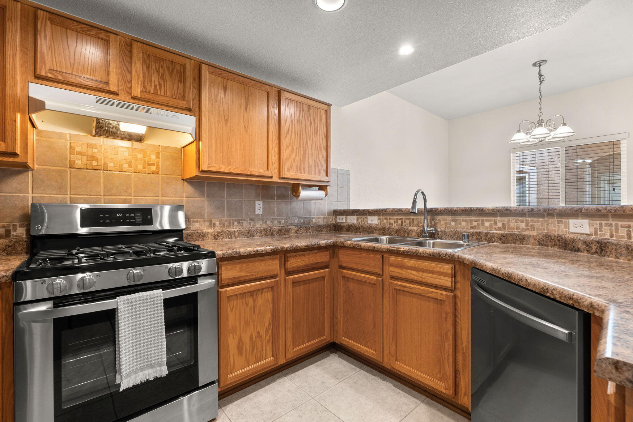 6800 VISTA DEL NORTE Drive NE 912