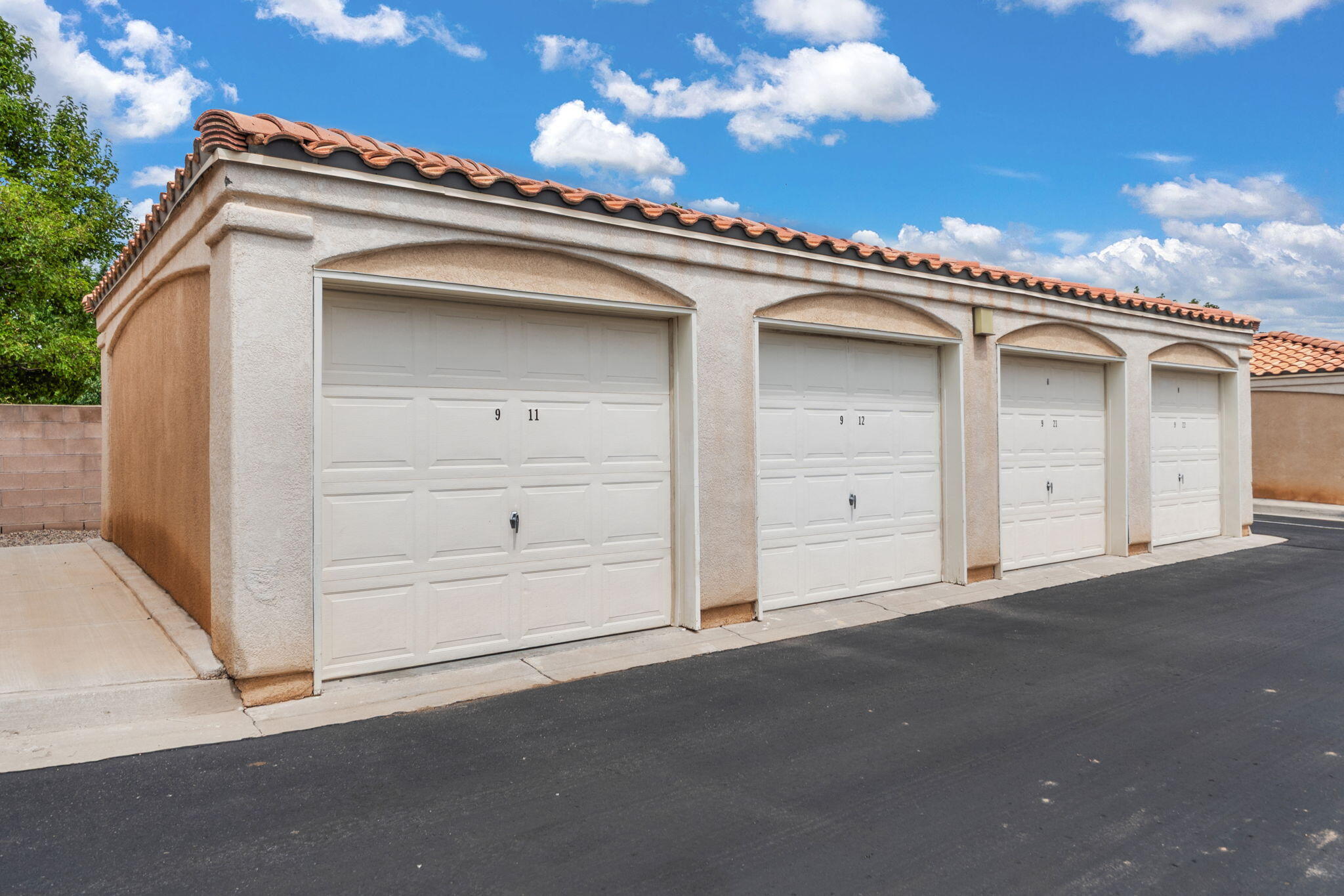 6800 VISTA DEL NORTE Drive NE 912