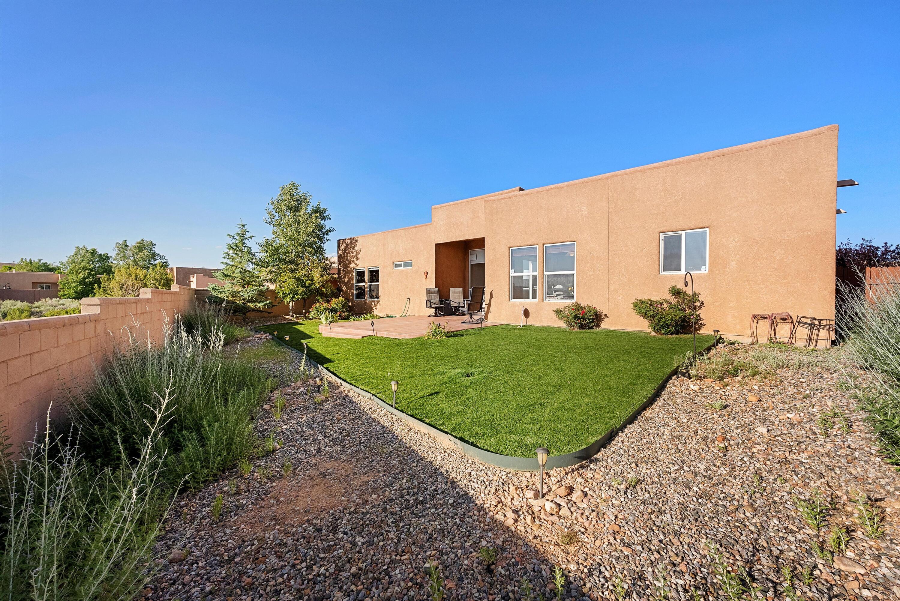 4704 Contenta Ridge