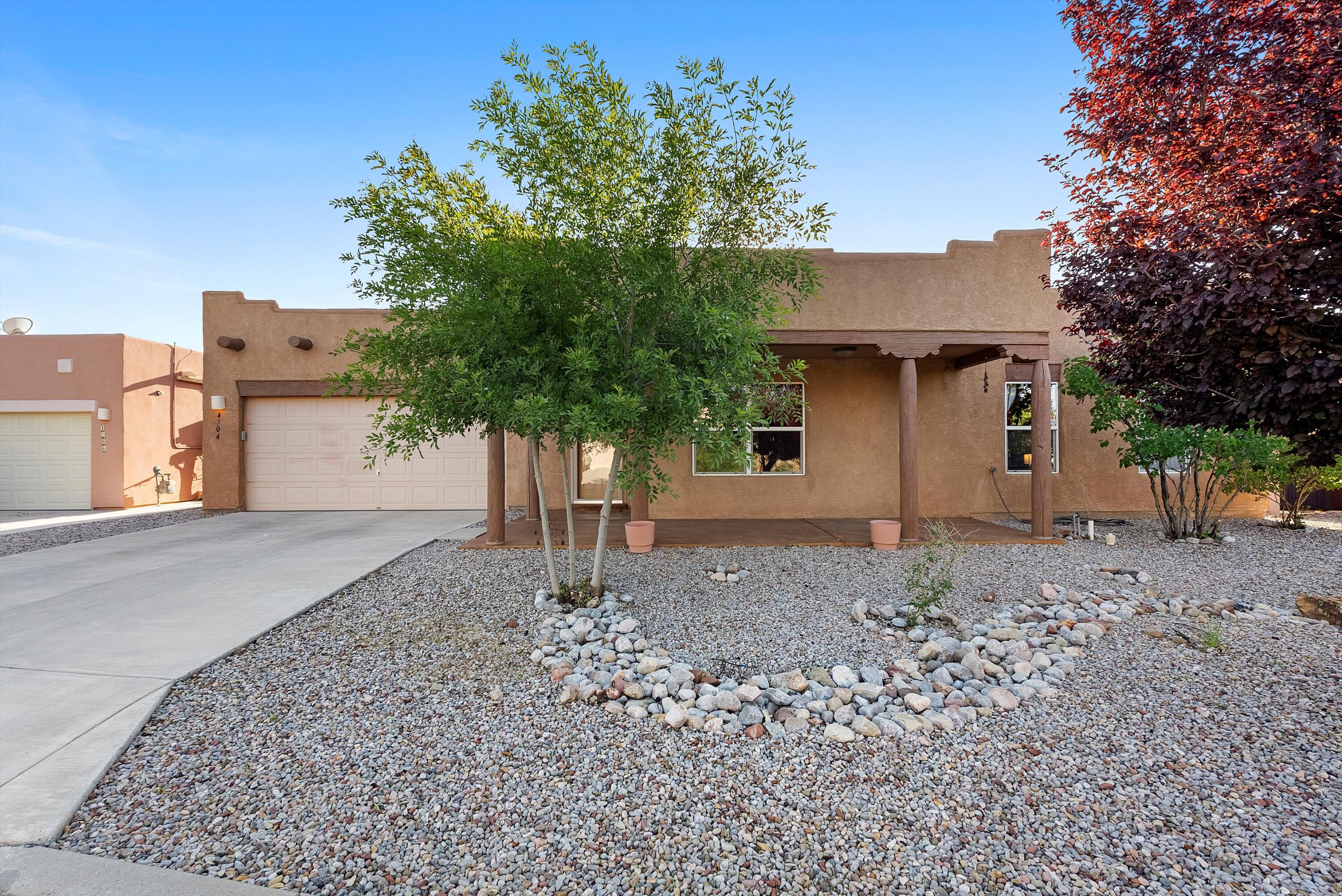 4704 Contenta Ridge