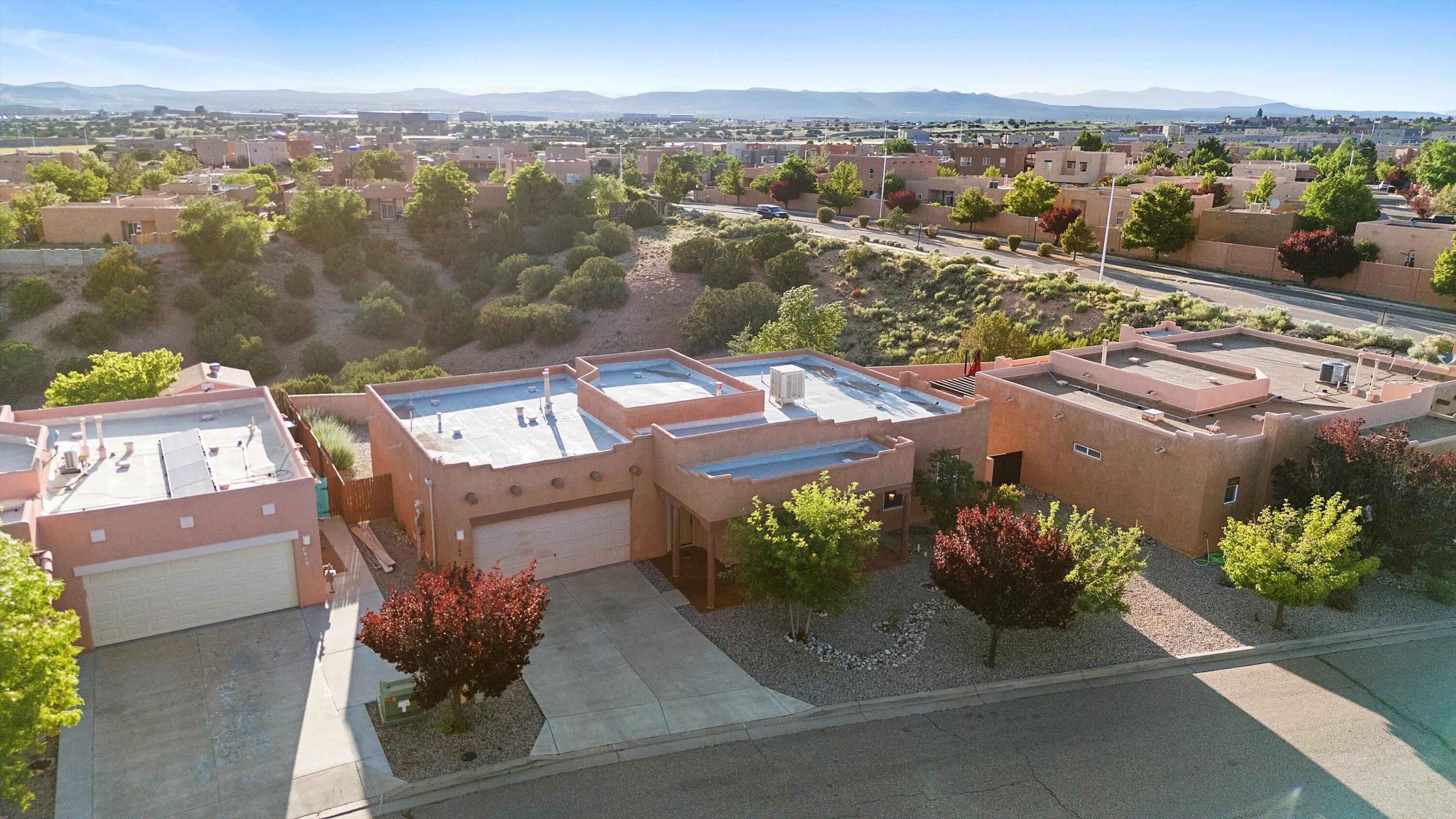 4704 Contenta Ridge
