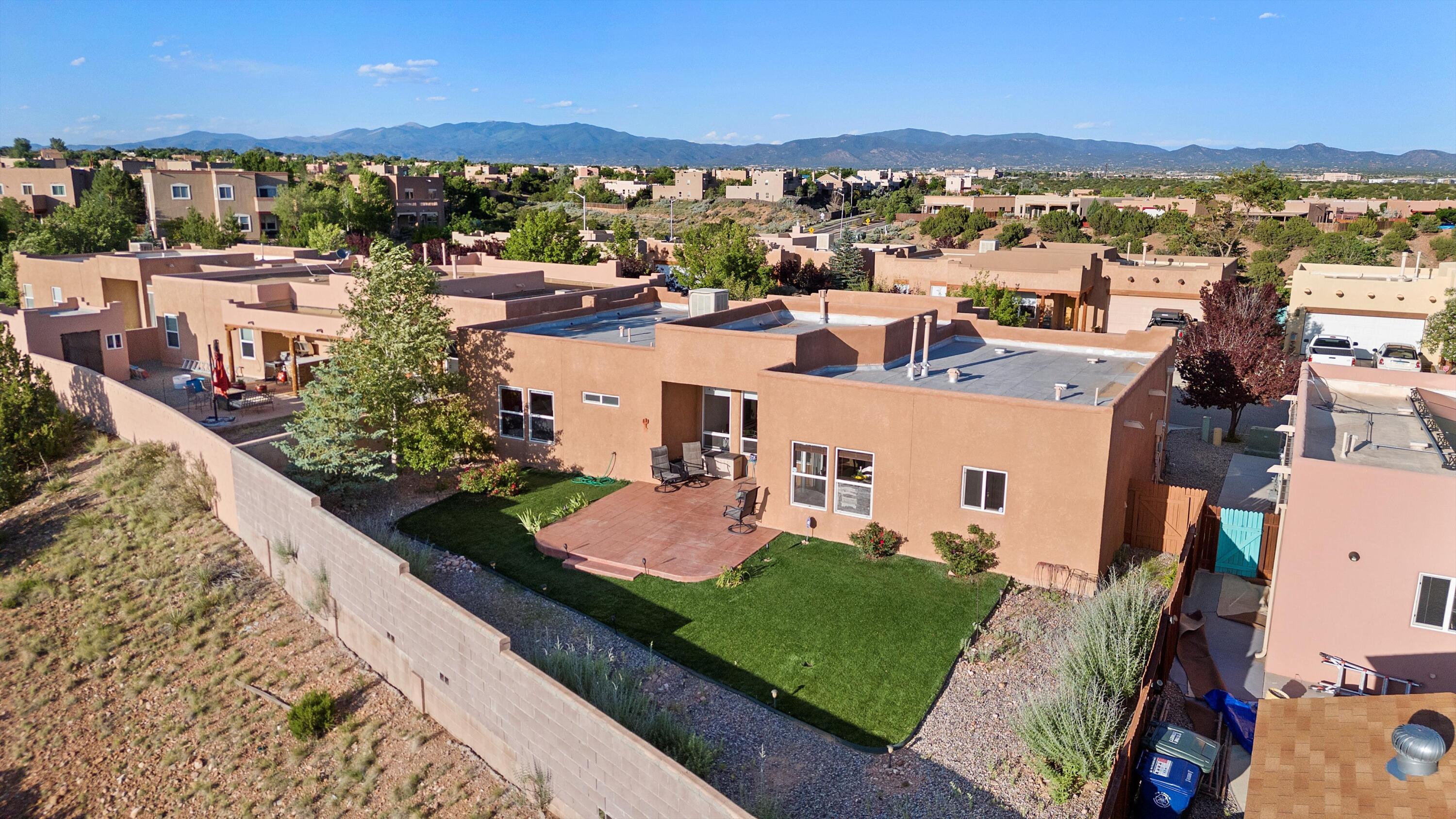 4704 Contenta Ridge