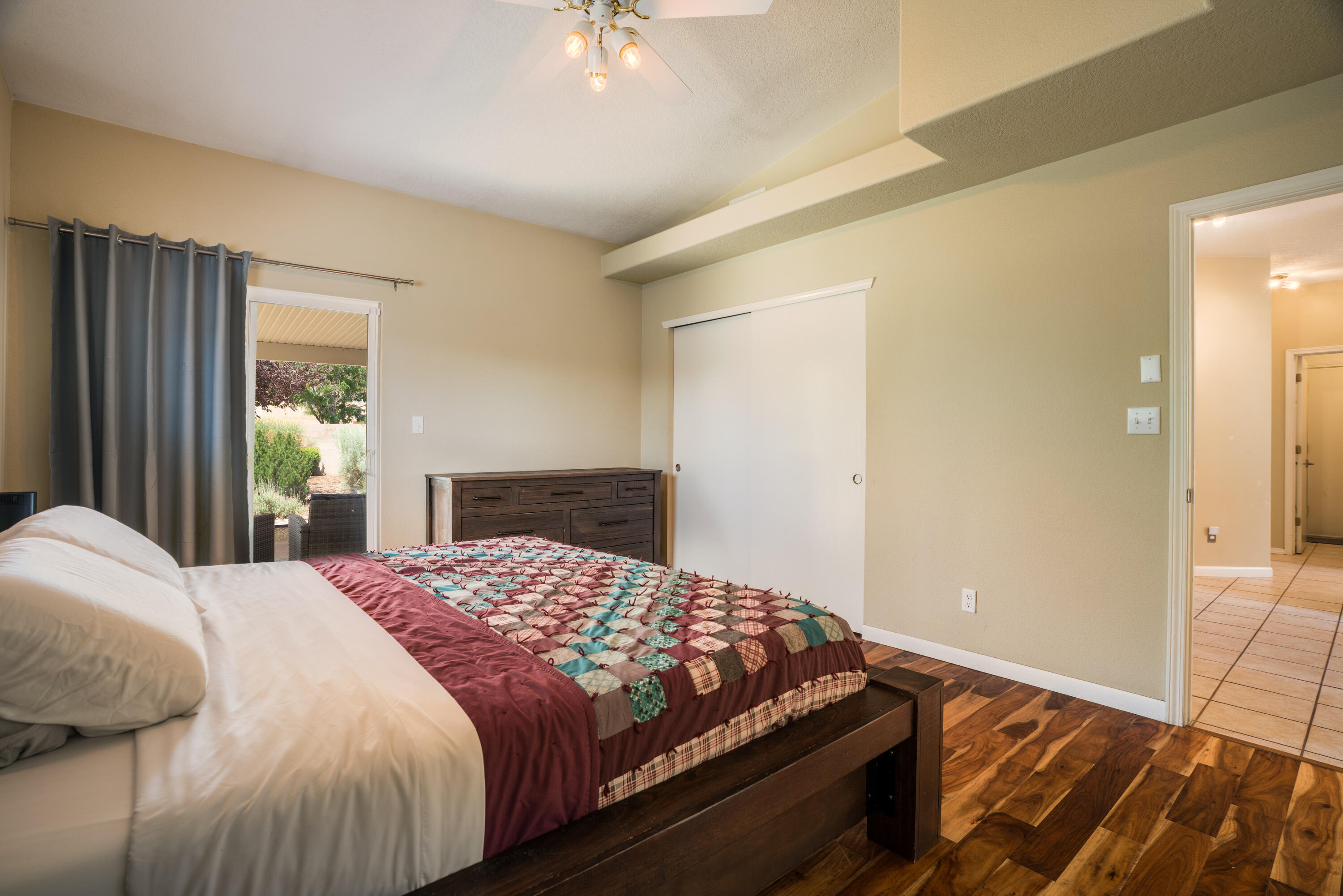 1101 SANTA MARTHA Court NE