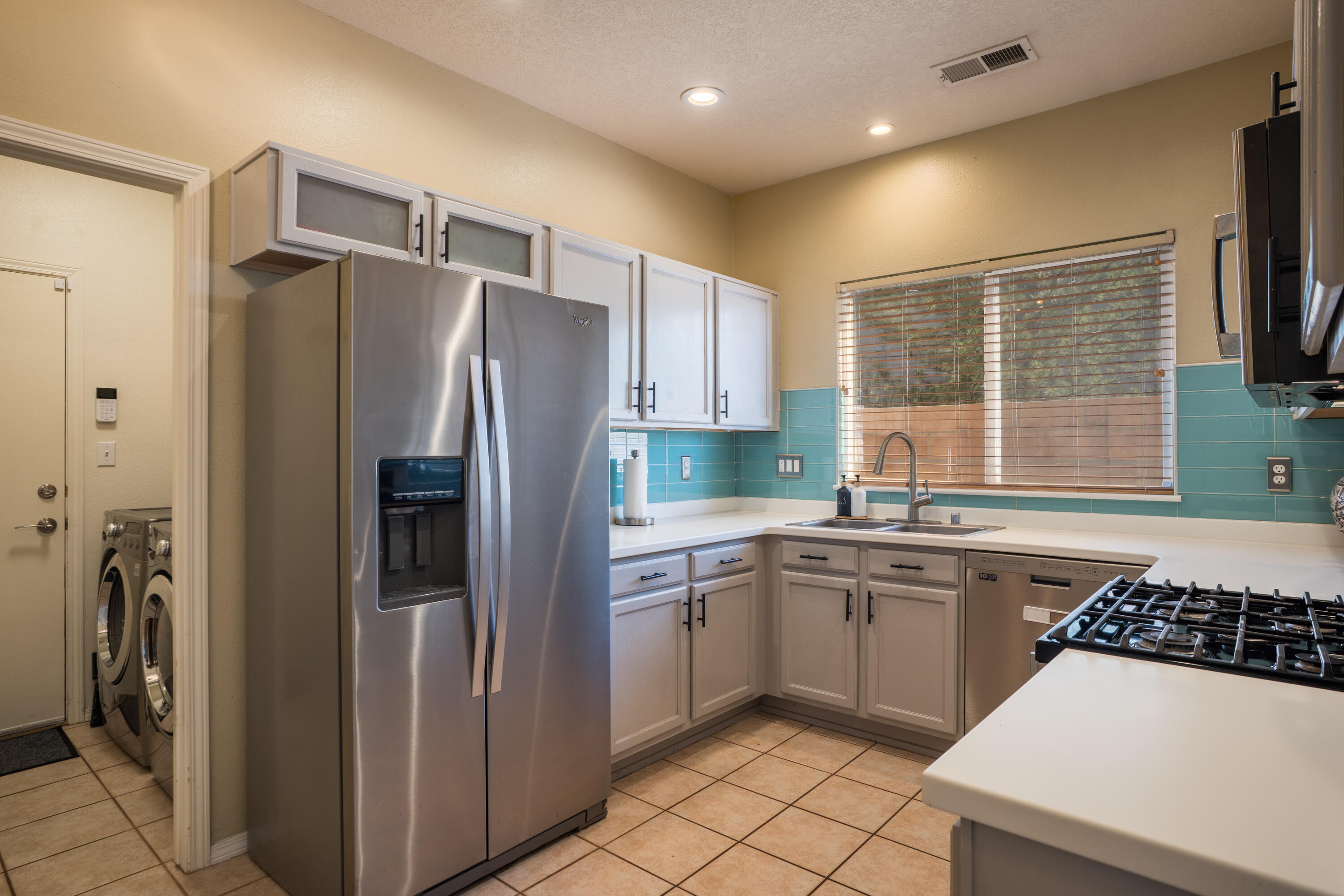 1101 SANTA MARTHA Court NE