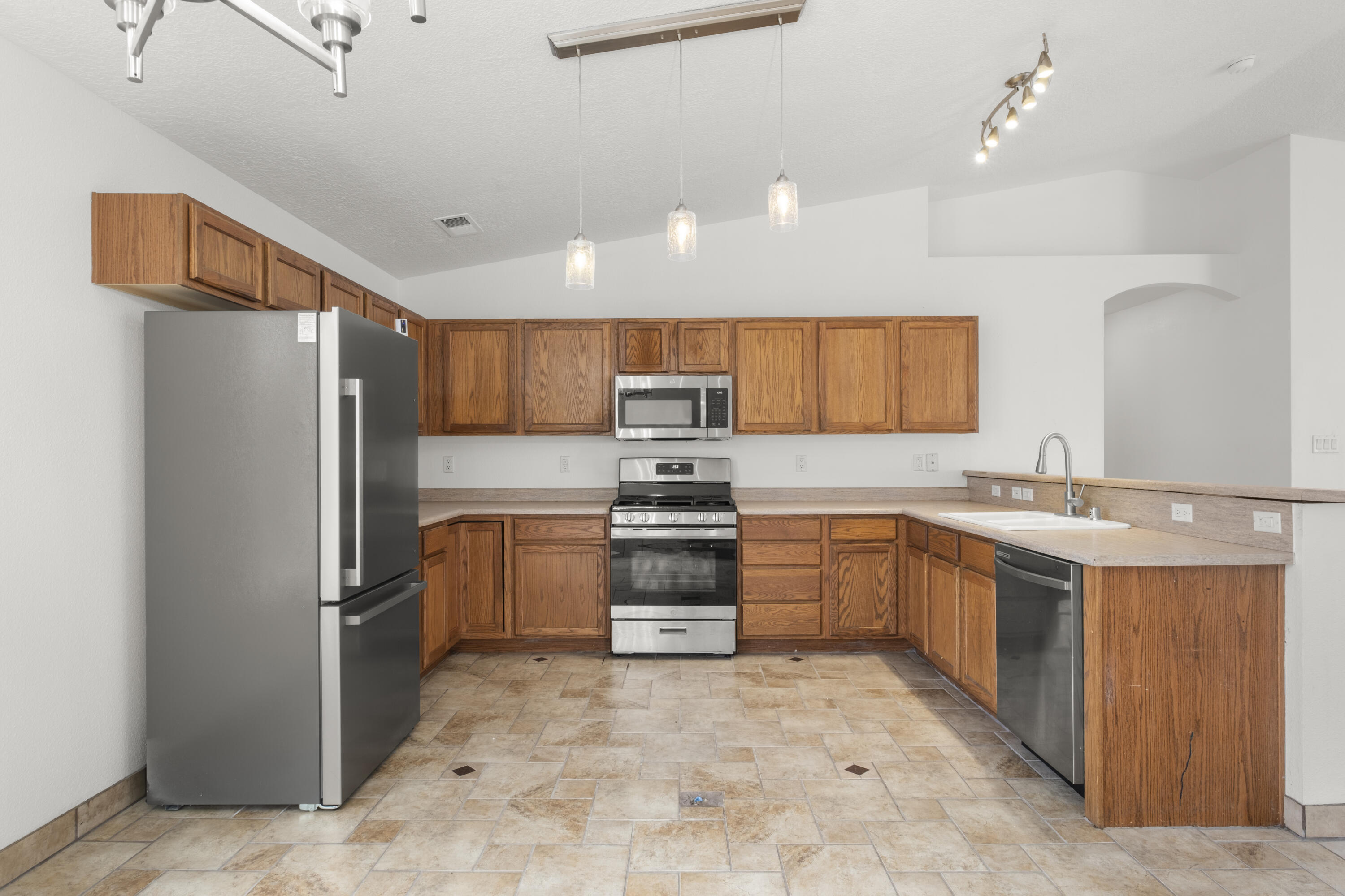 9019 PETRONAS Avenue SW