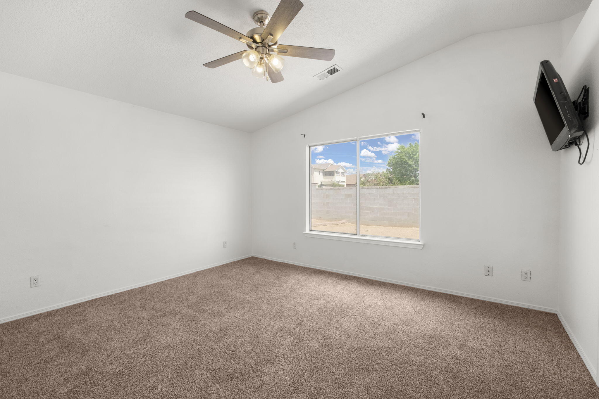 9019 PETRONAS Avenue SW