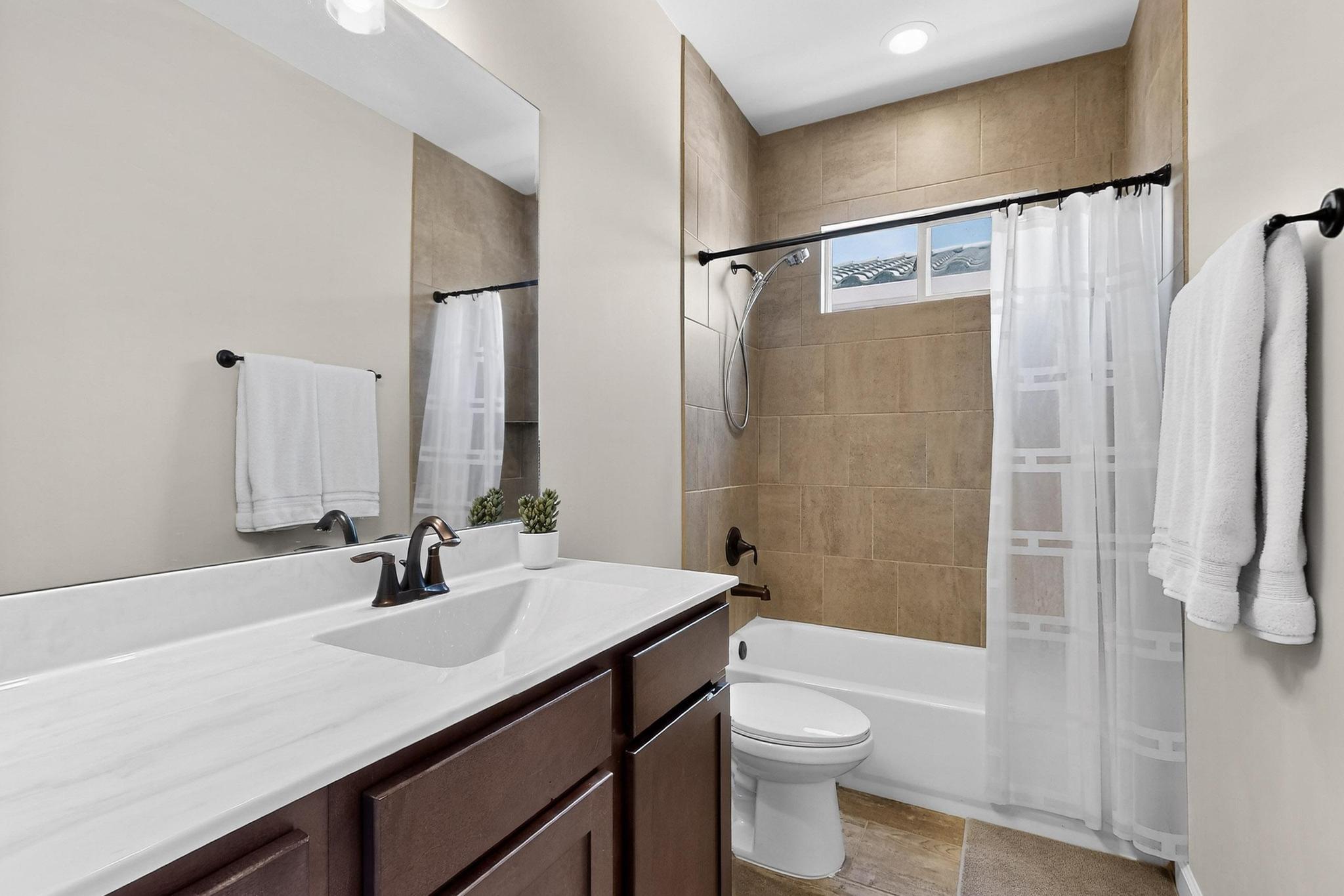 7463 WEMINUCHE Road NW