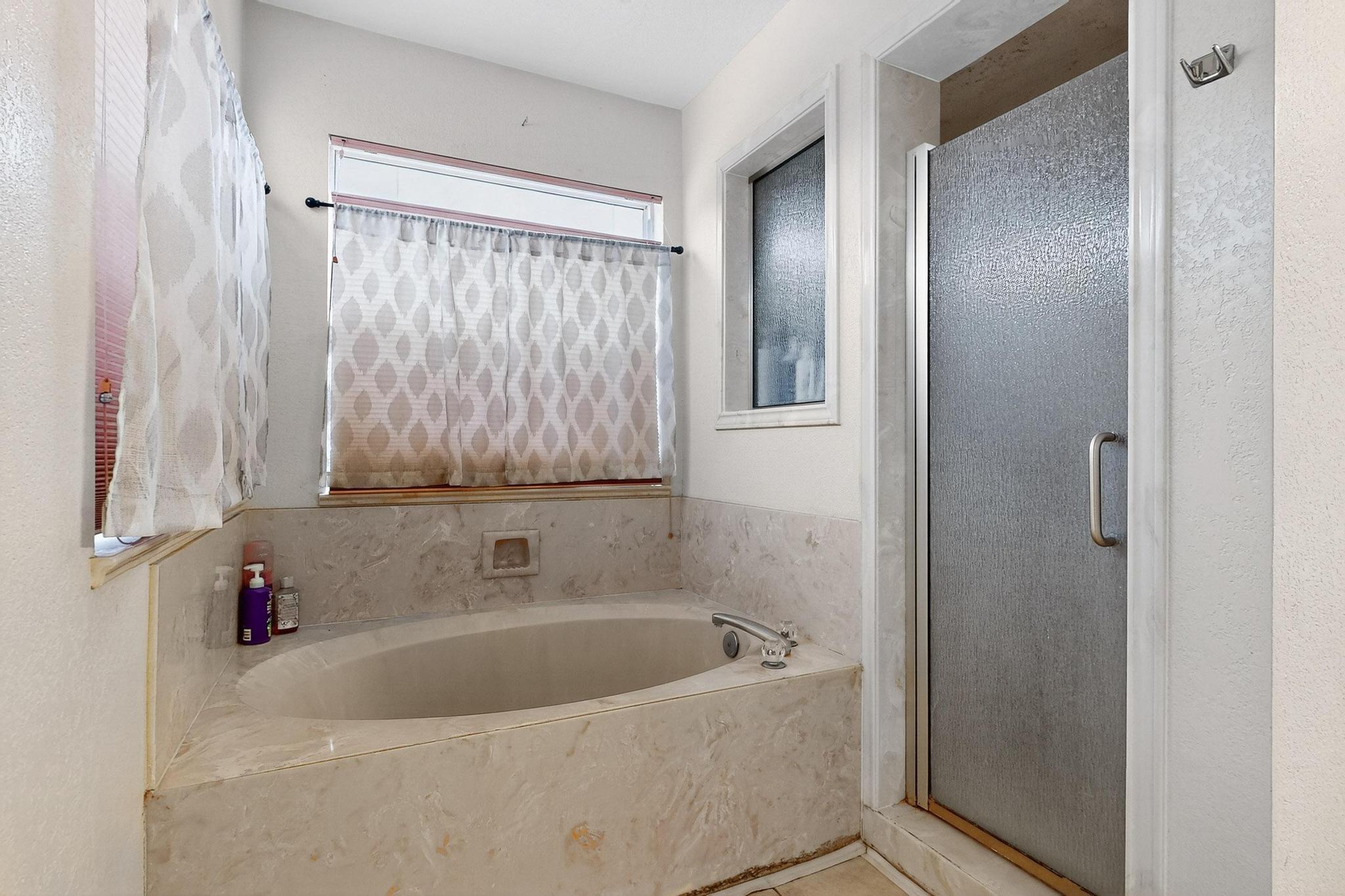 11604 JEWEL CAVE Road SE