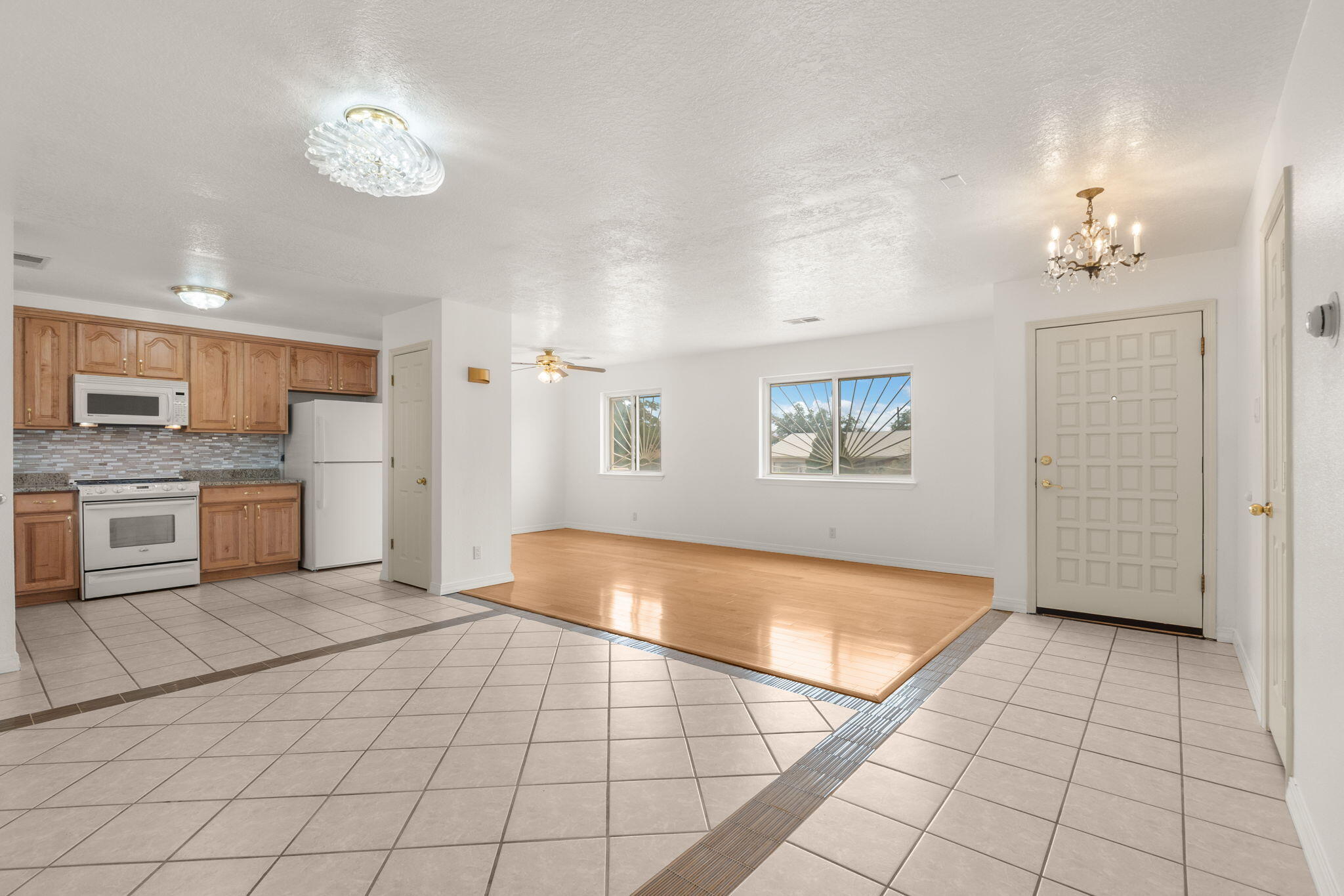 5919 LUCCA Avenue SW