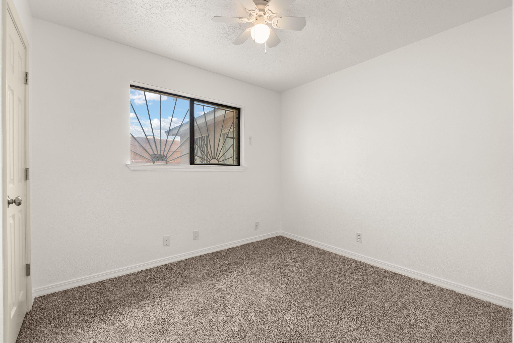 5919 LUCCA Avenue SW