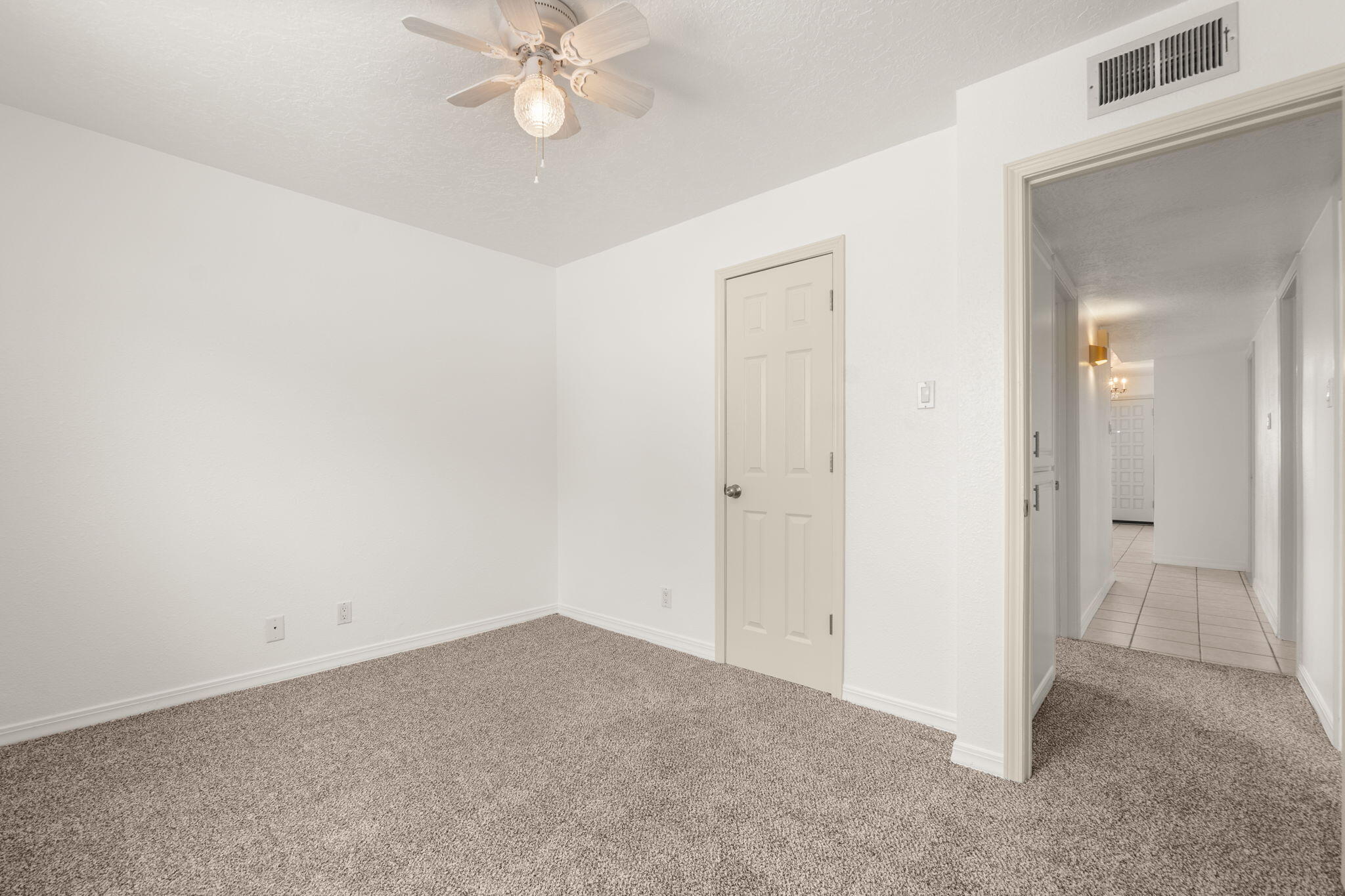 5919 LUCCA Avenue SW