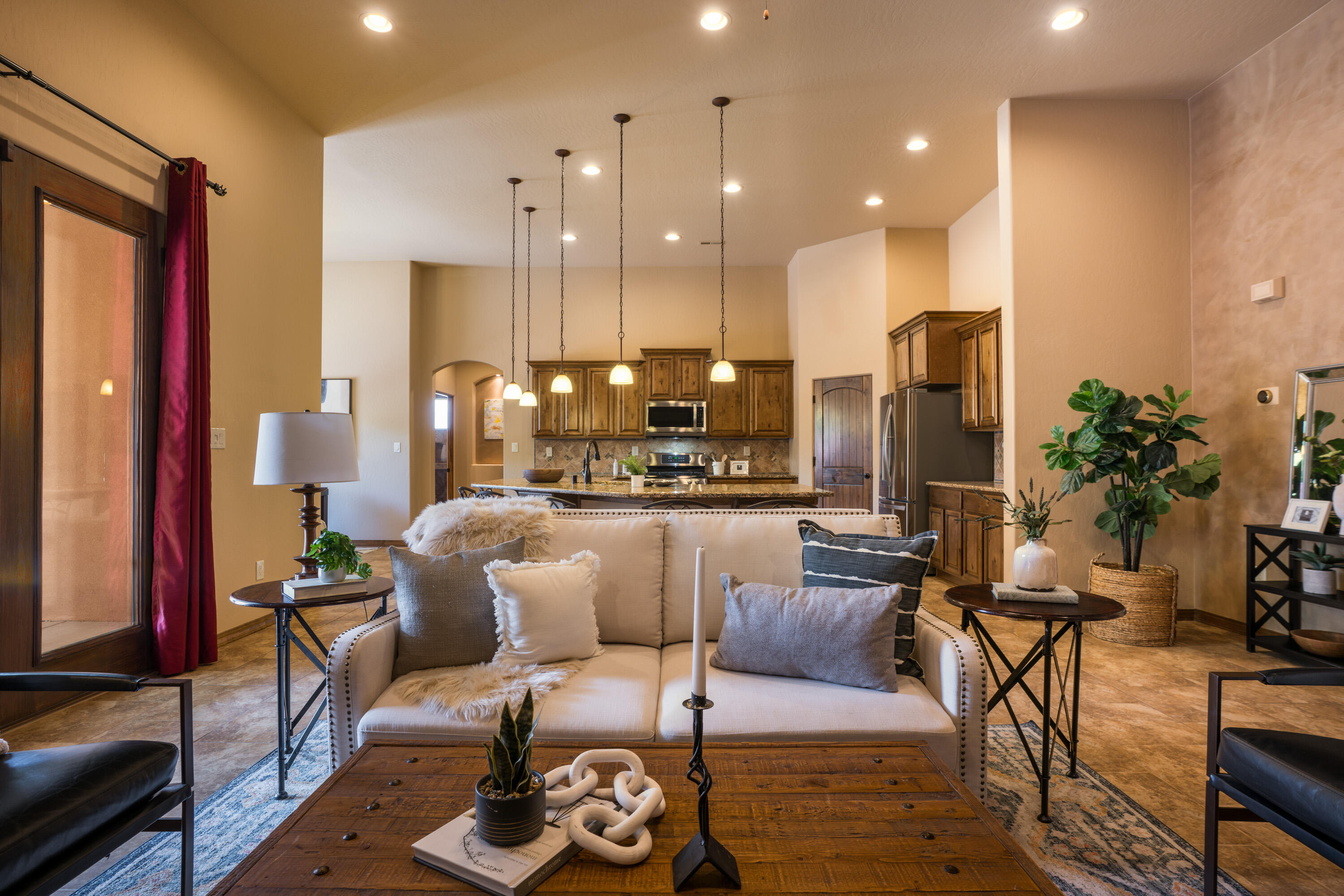 8020 VICTORIA Drive NW