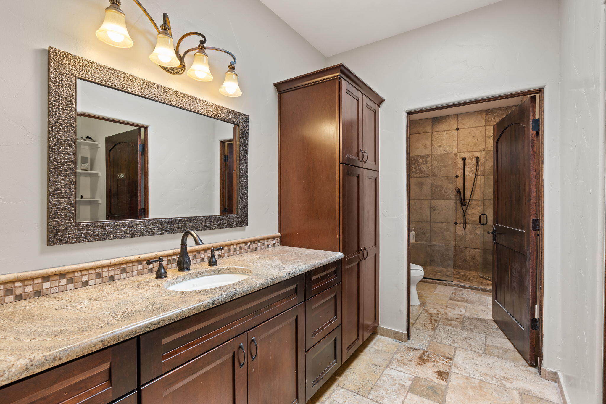 34 Hacienda Del Valle