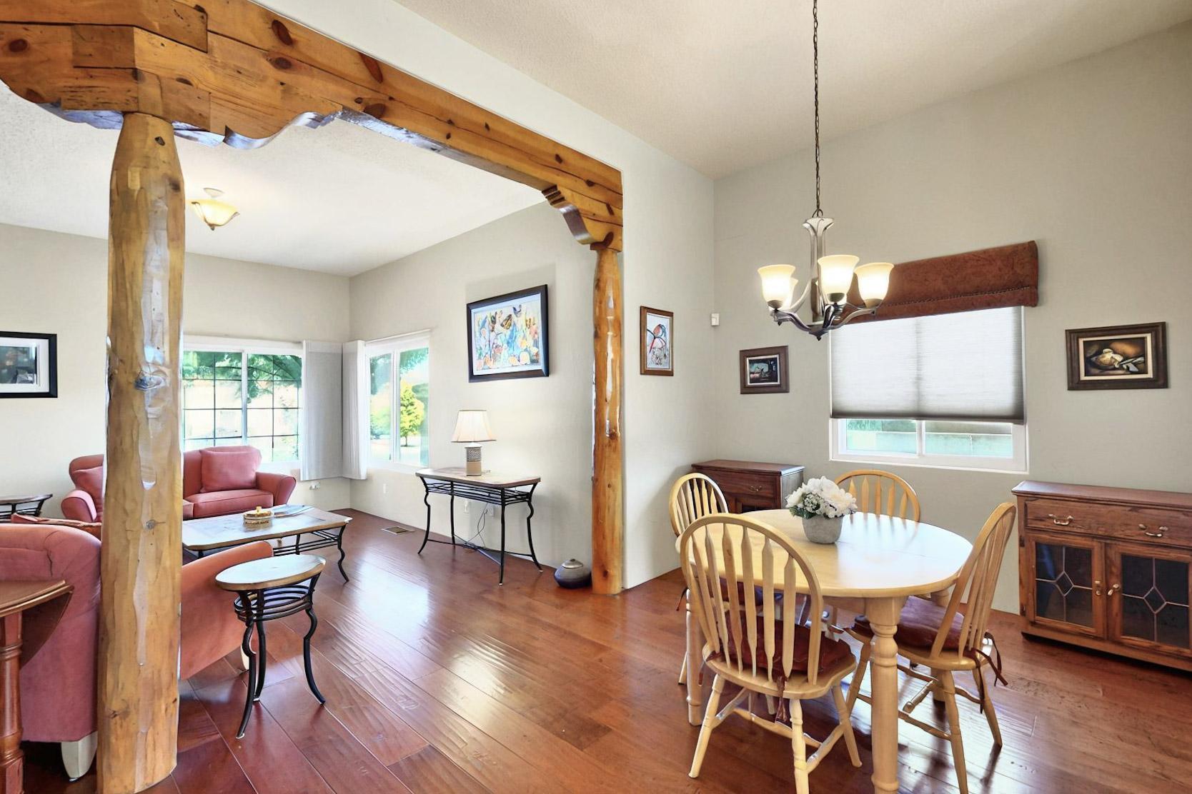 6500 Moon Shadows Drive NW