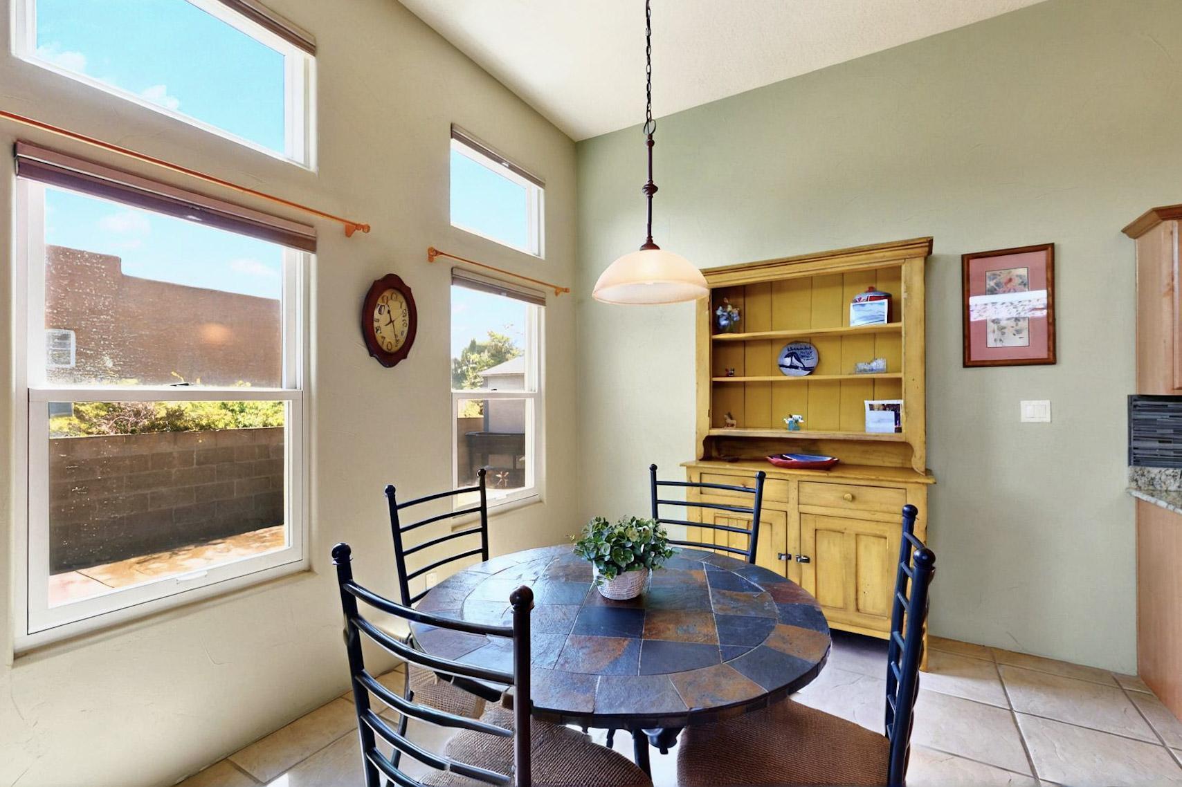 6500 Moon Shadows Drive NW