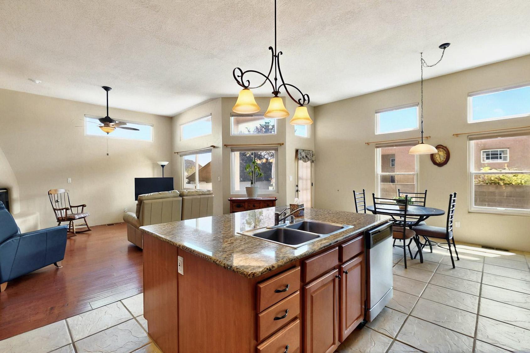 6500 Moon Shadows Drive NW