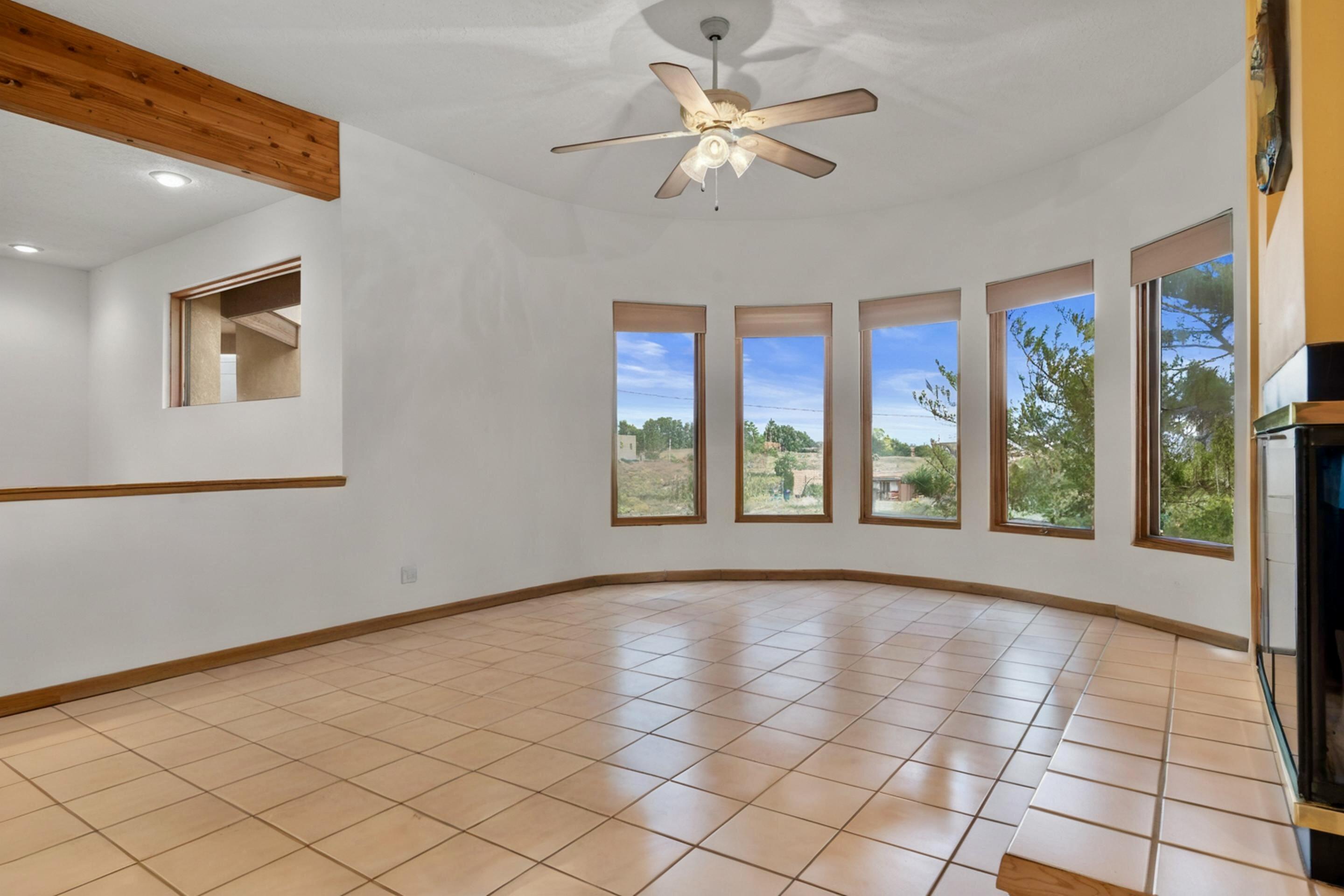 12001 DEL REY Avenue NE