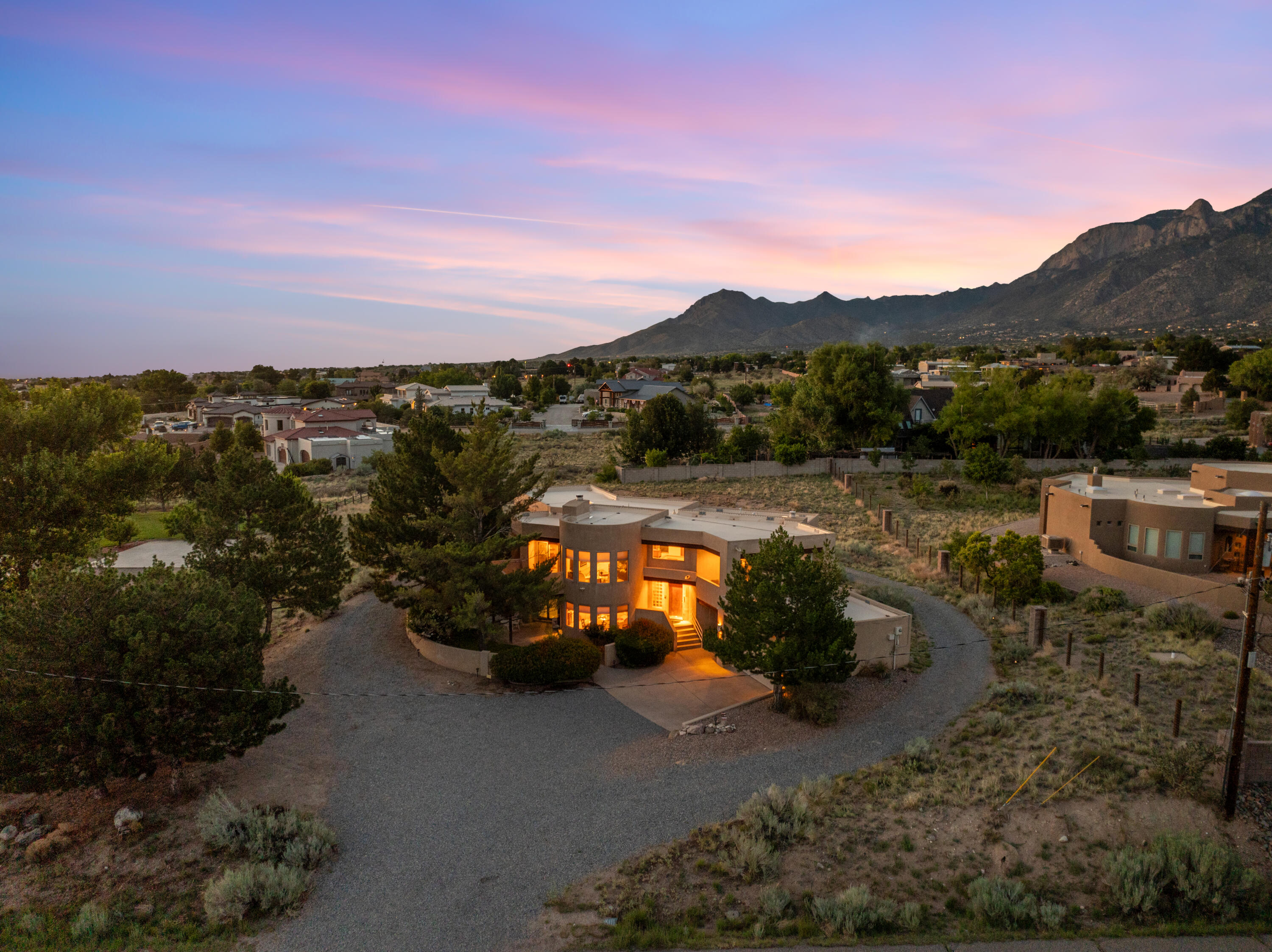 12001 DEL REY Avenue NE