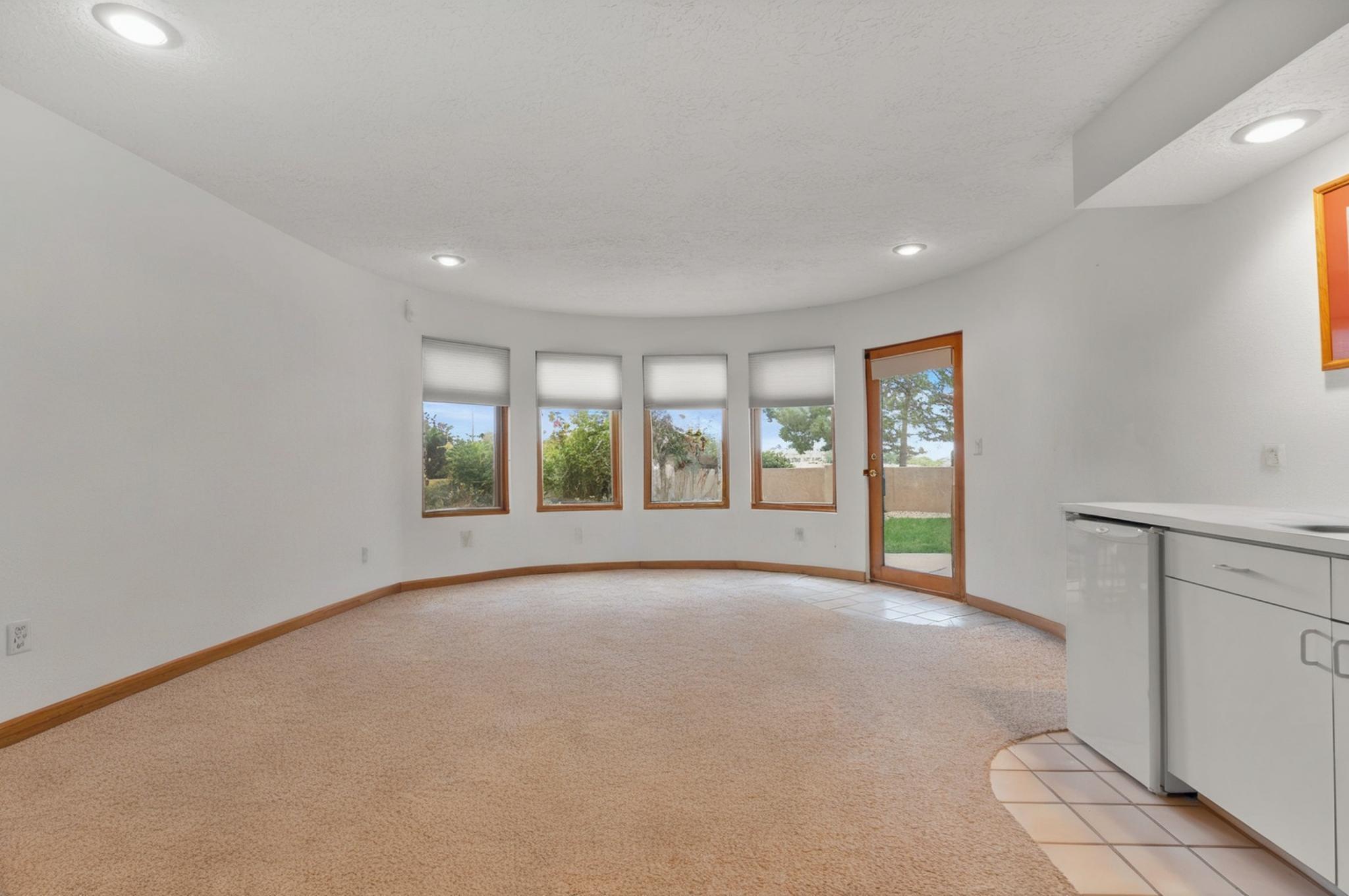 12001 DEL REY Avenue NE