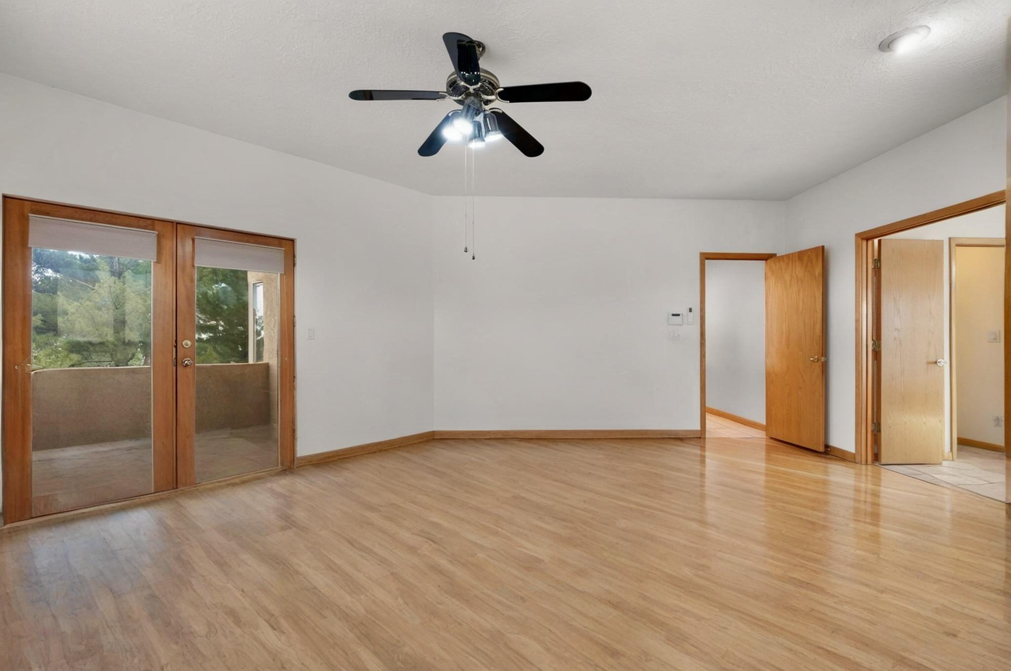 12001 DEL REY Avenue NE