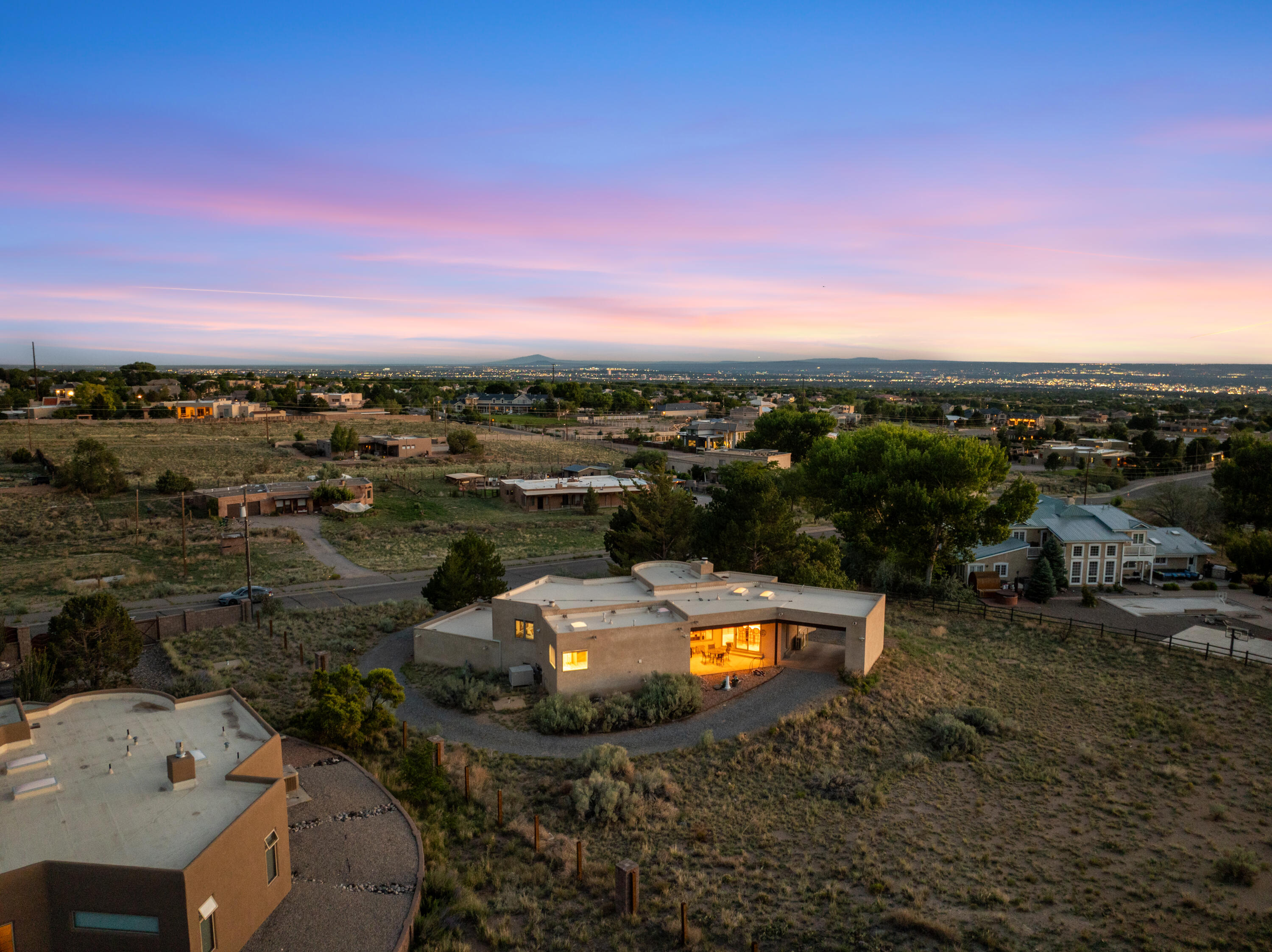 12001 DEL REY Avenue NE