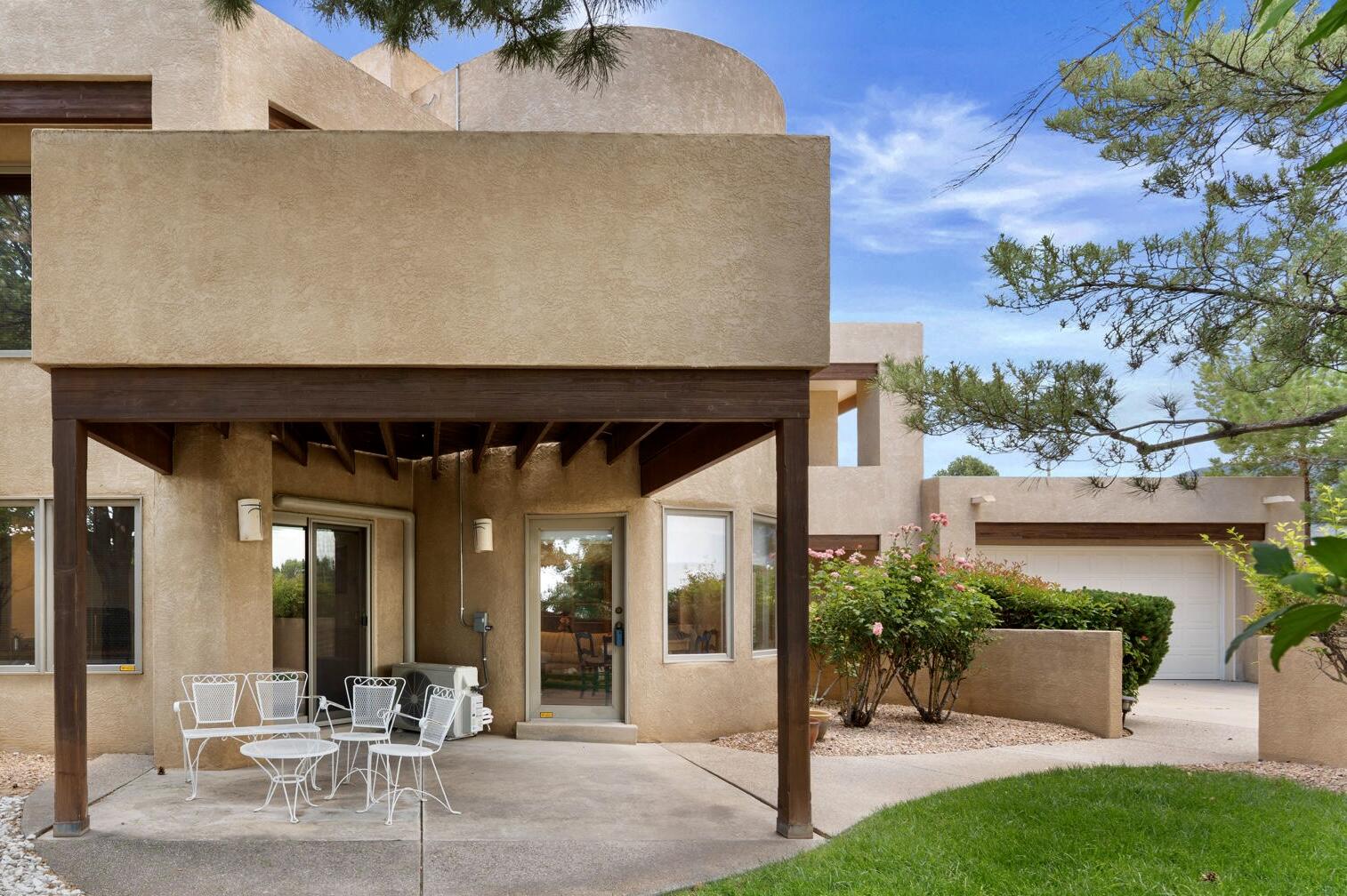 12001 DEL REY Avenue NE